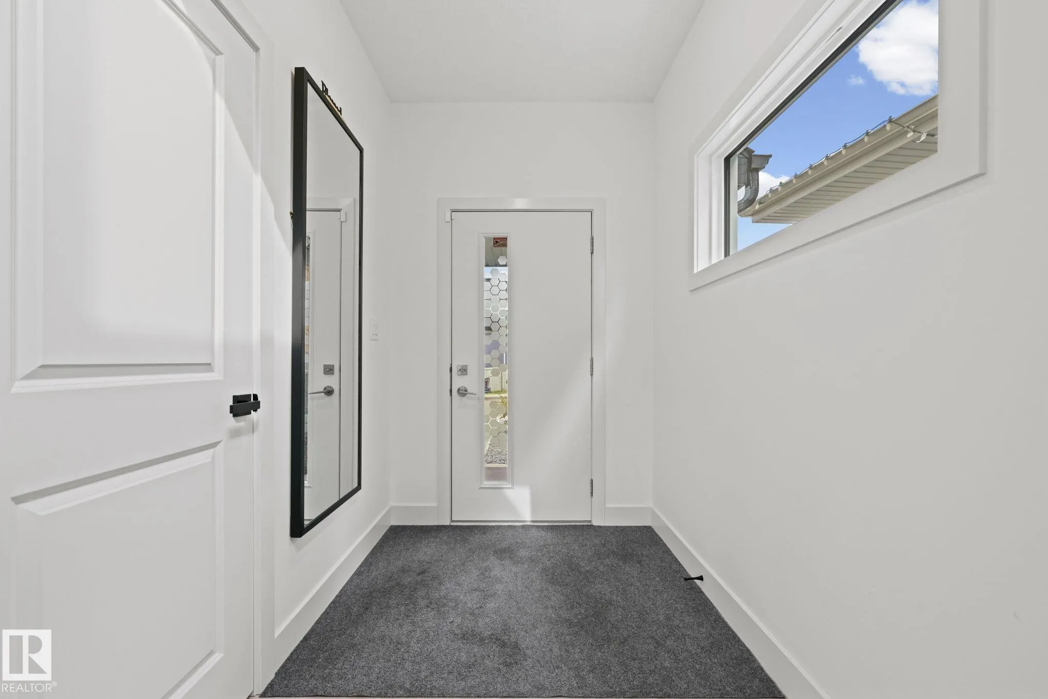 325 Annandale Crescent