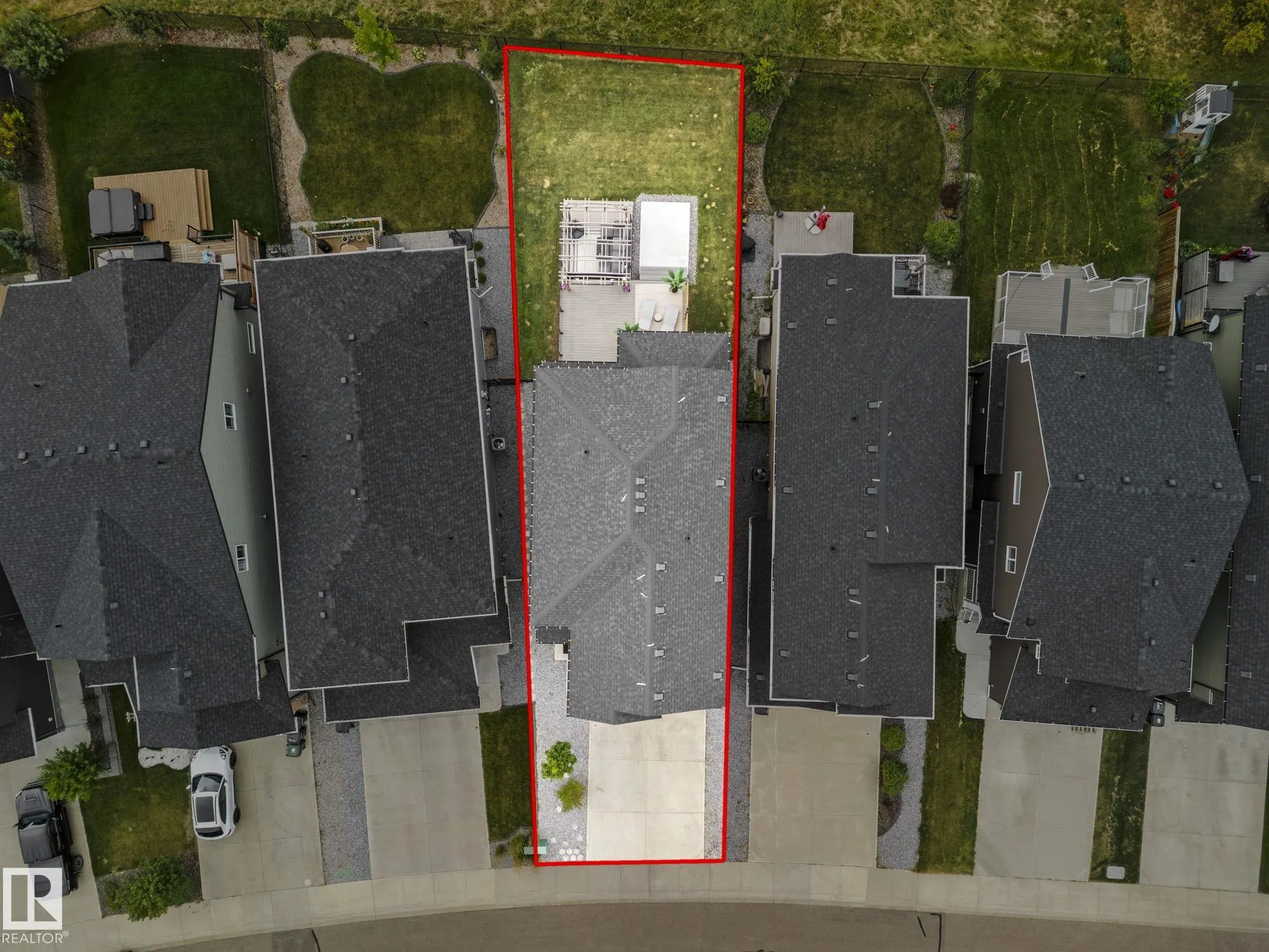 325 Annandale Crescent