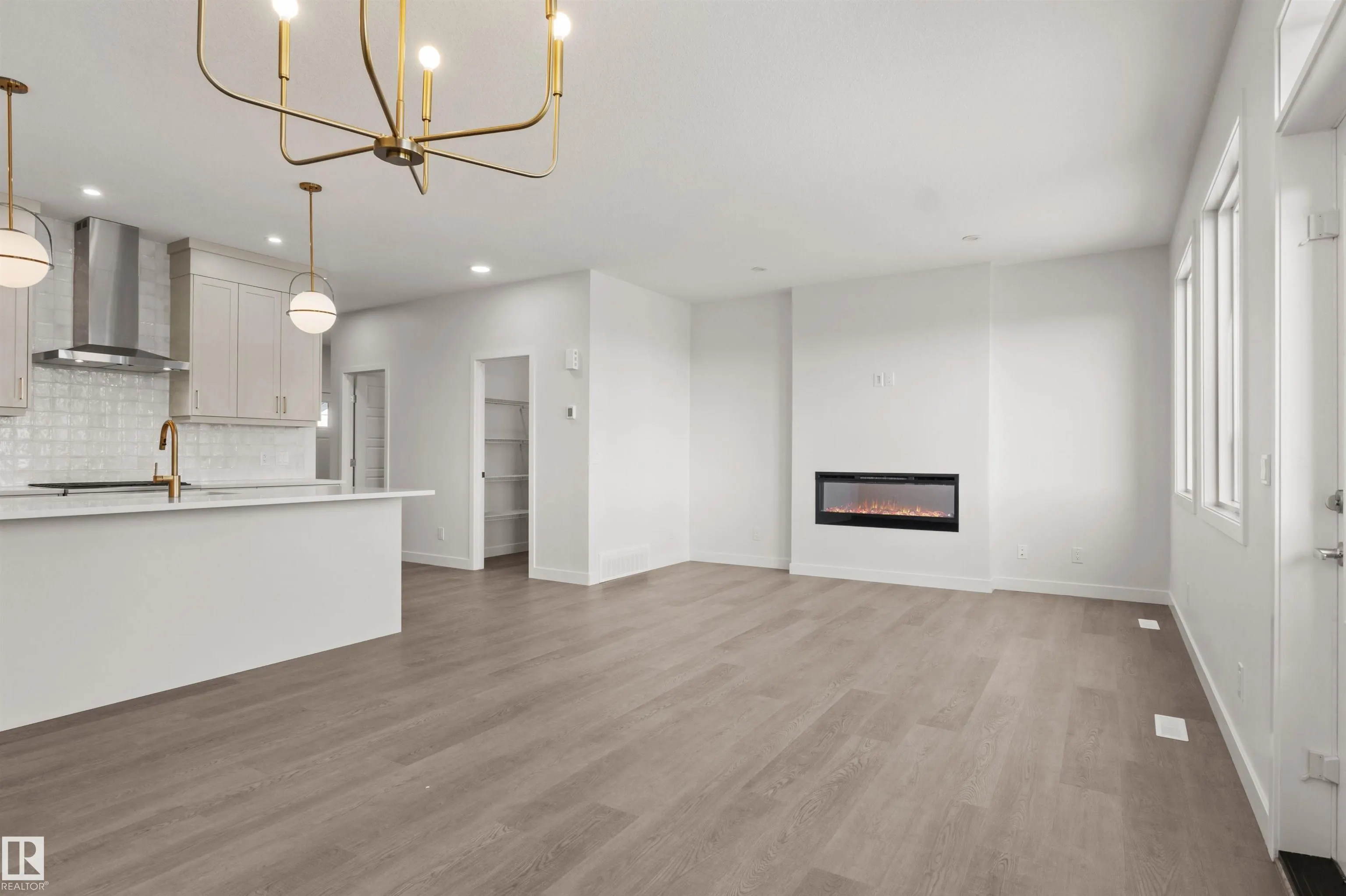 271 PATERSON Link