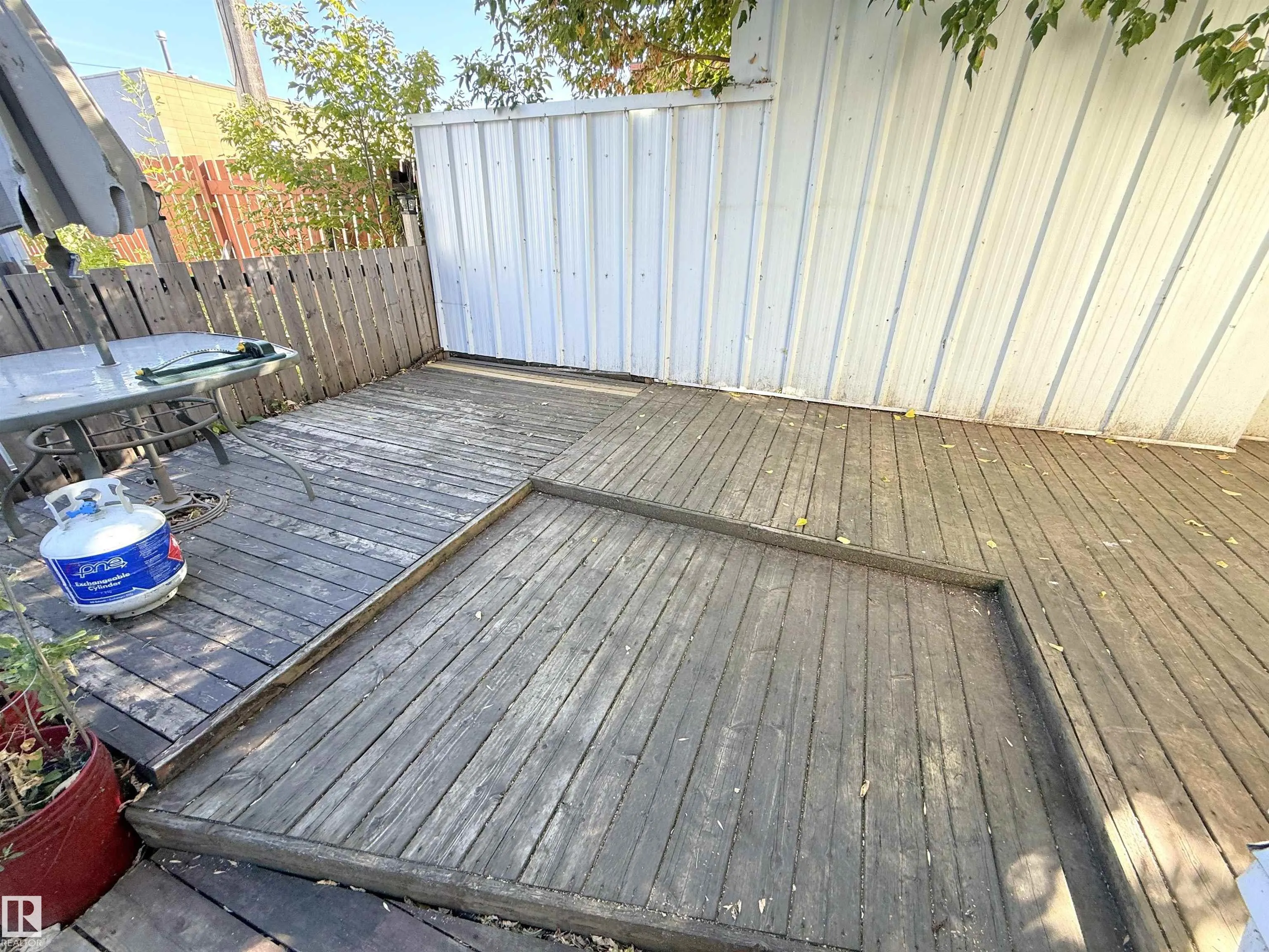 305 Calahoo Road