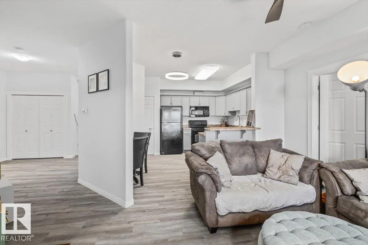 208 8702 Southfort Drive