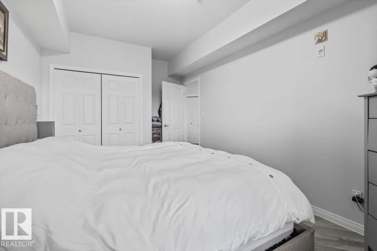 208 8702 Southfort Drive