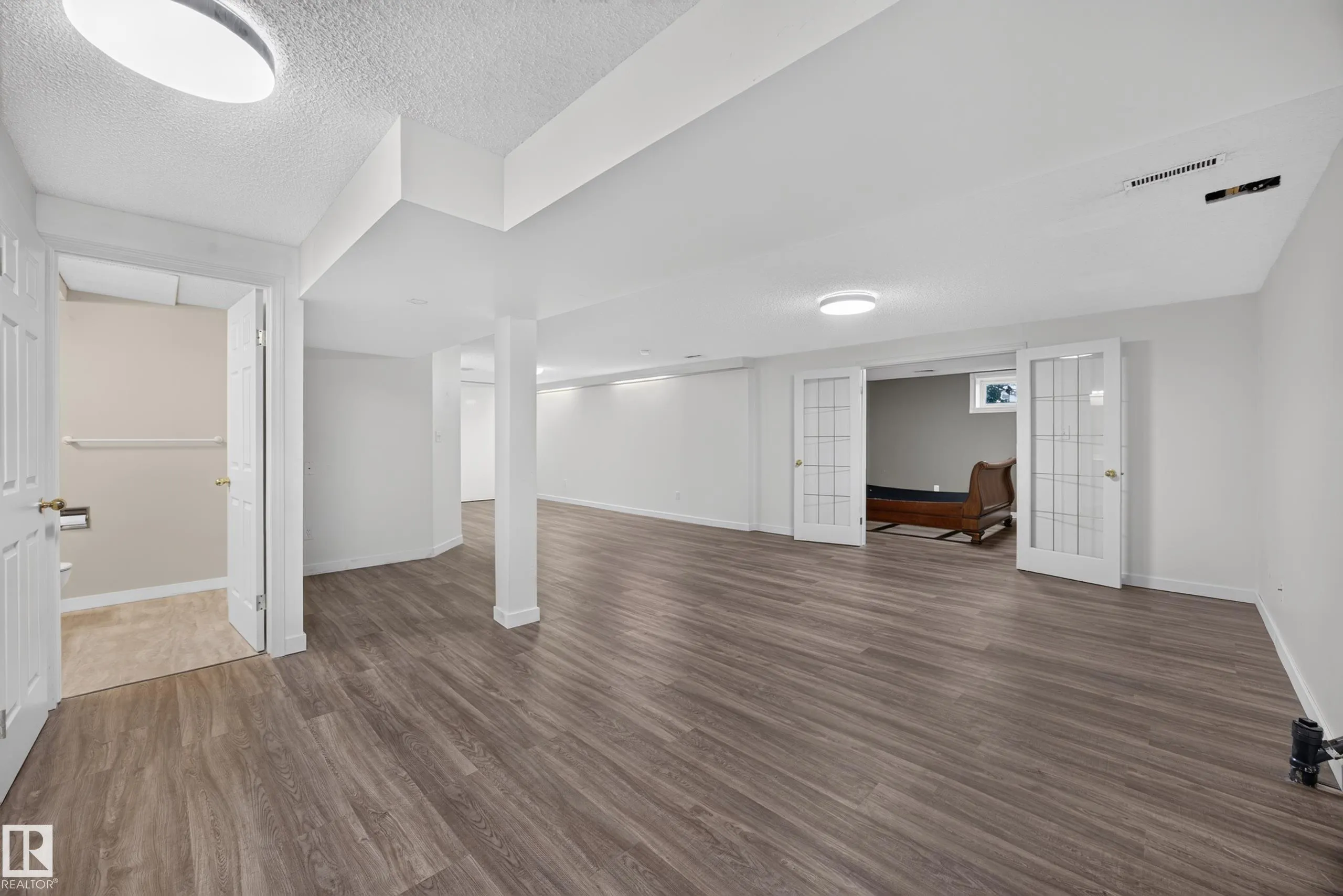 9129 Garden Road