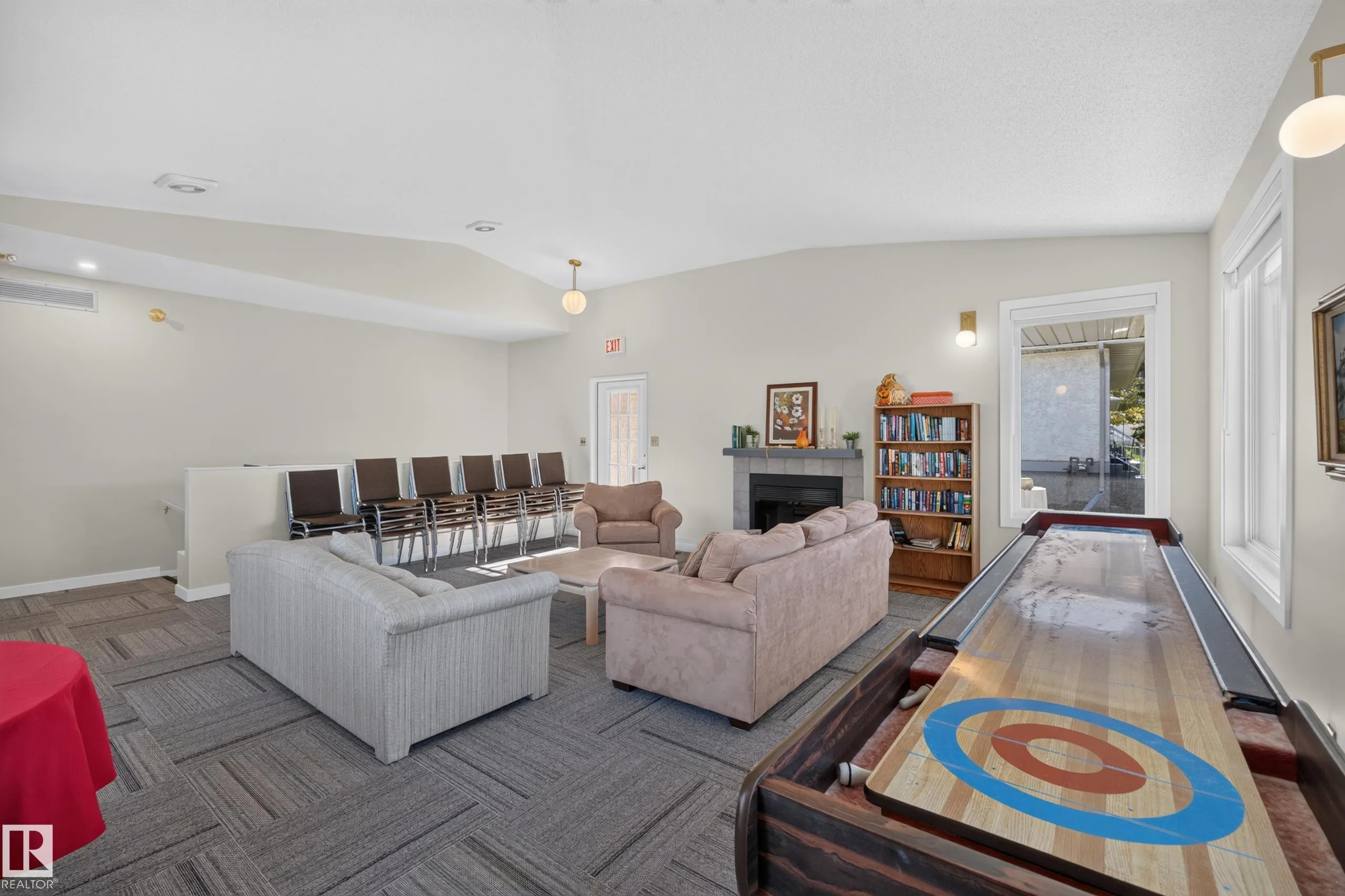 9129 Garden Road