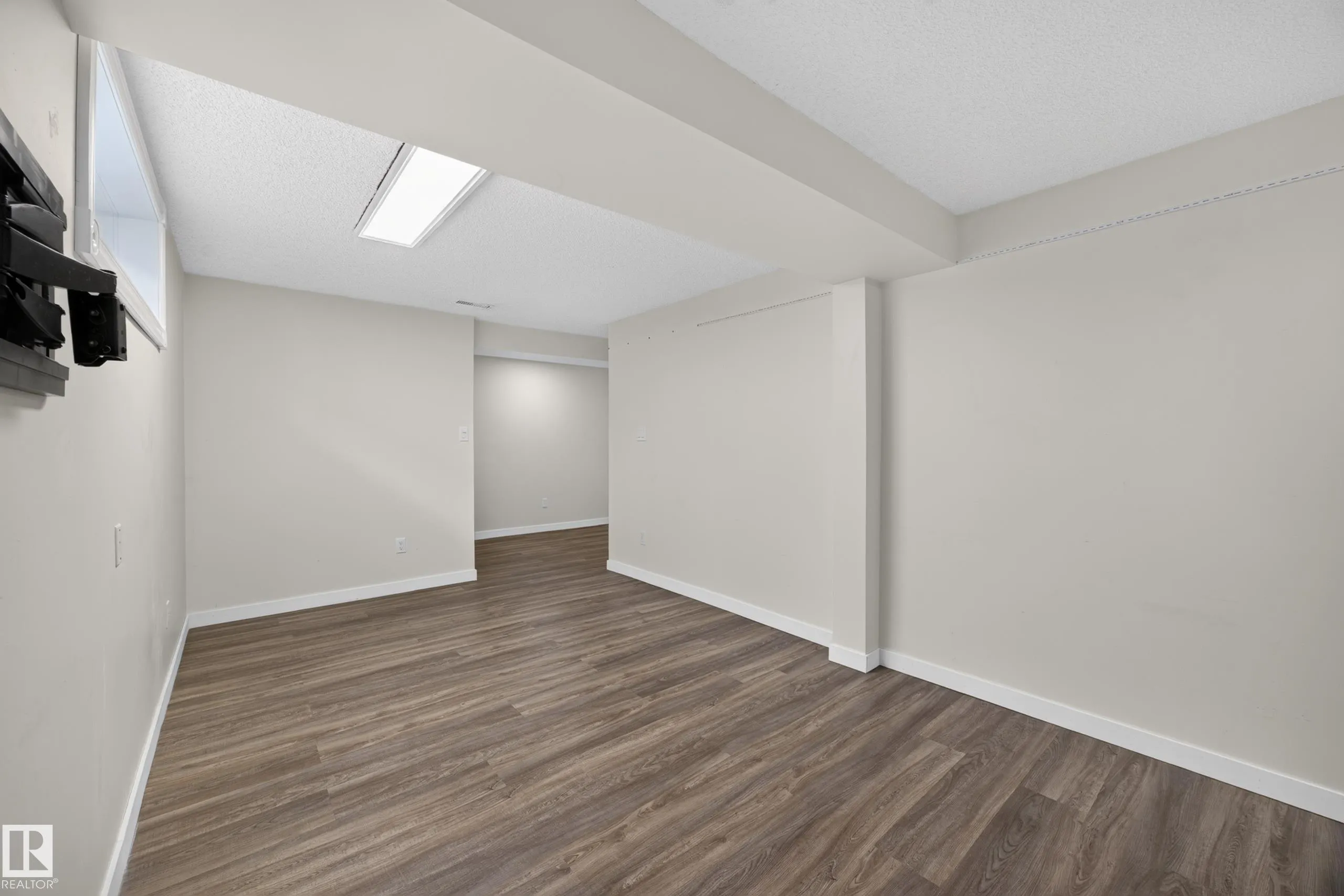 9129 Garden Road