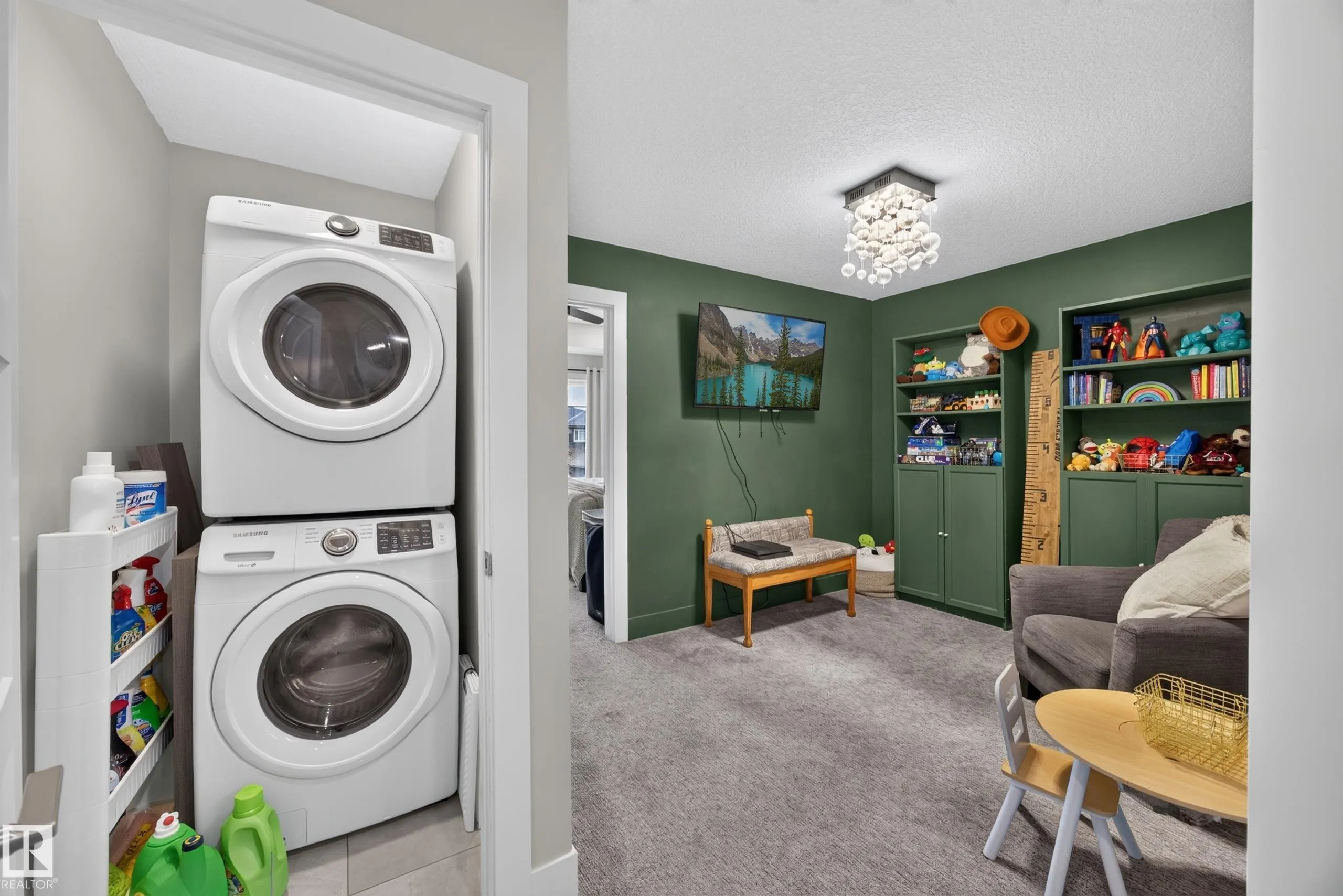 635 MEADOWVIEW Drive