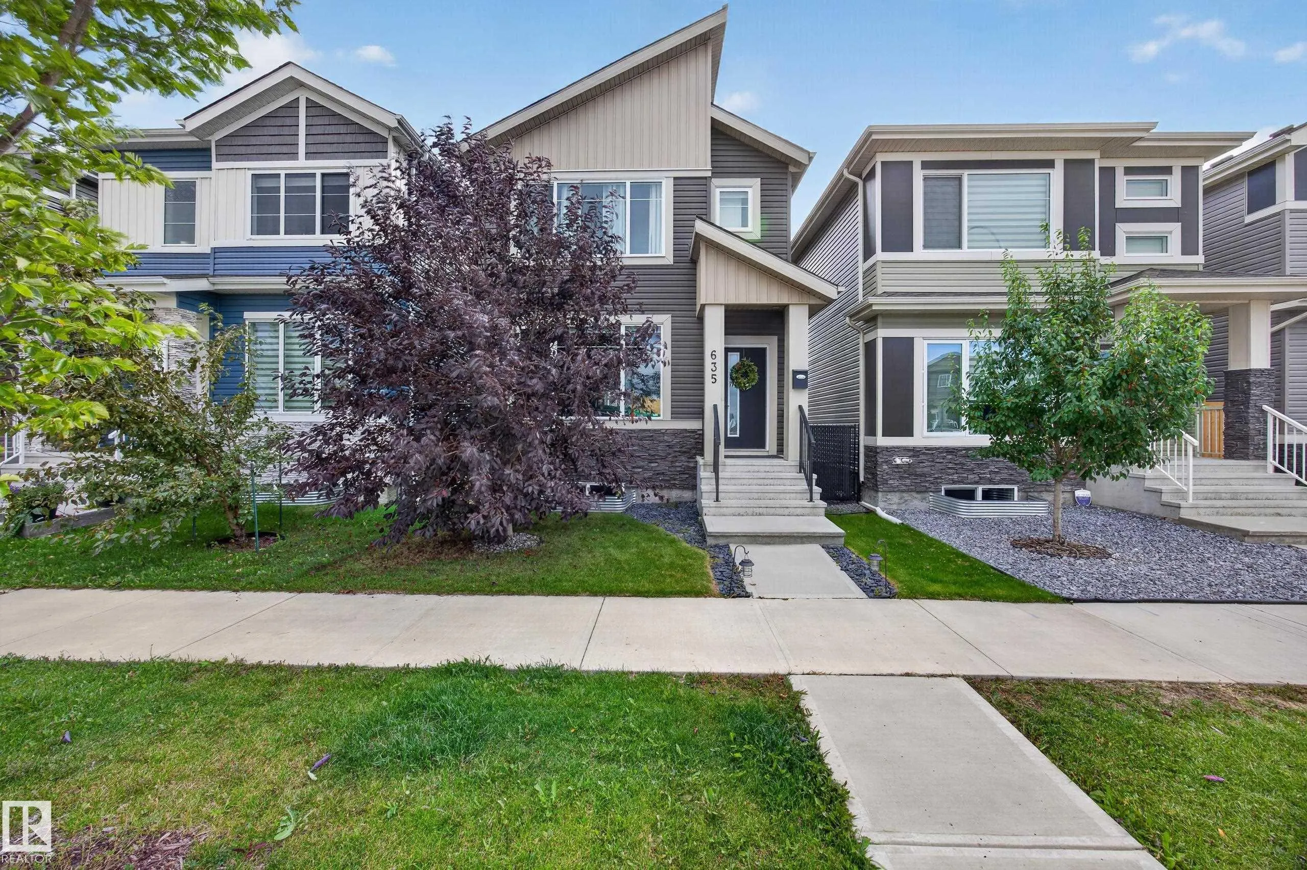 635 MEADOWVIEW Drive