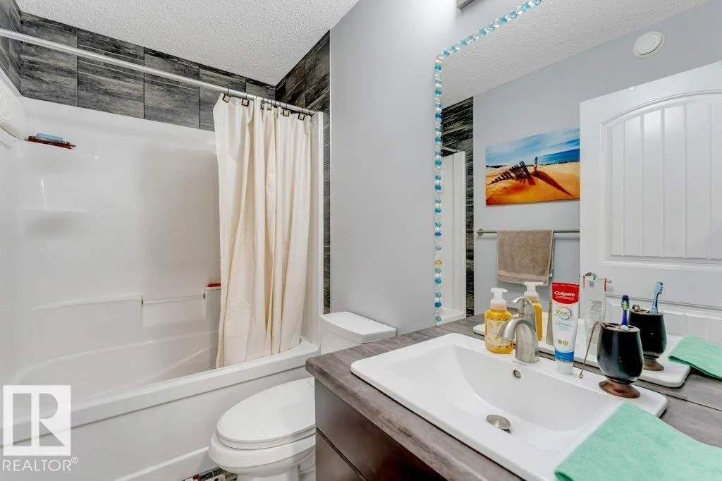 2436 18 Avenue