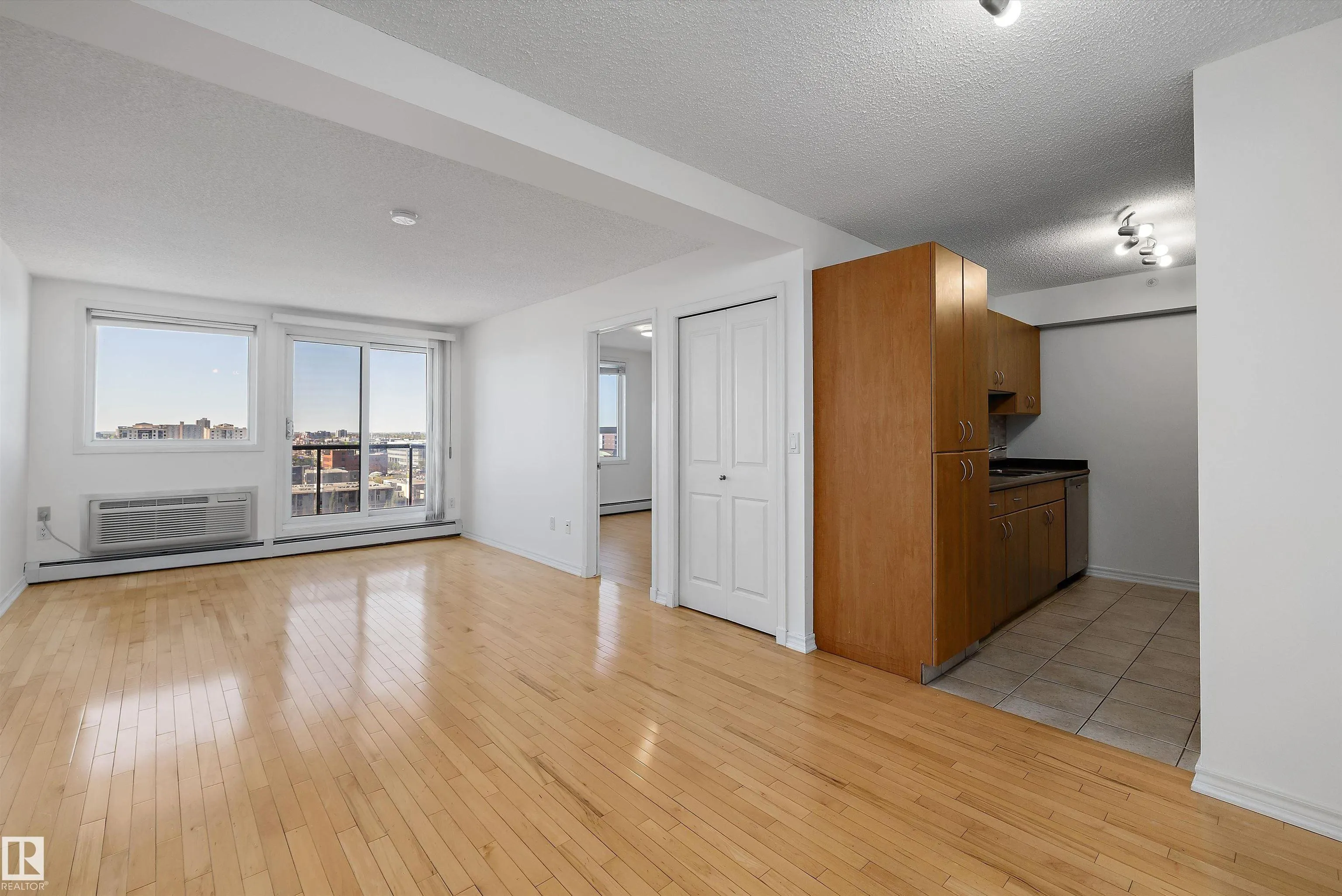10303 105 Street