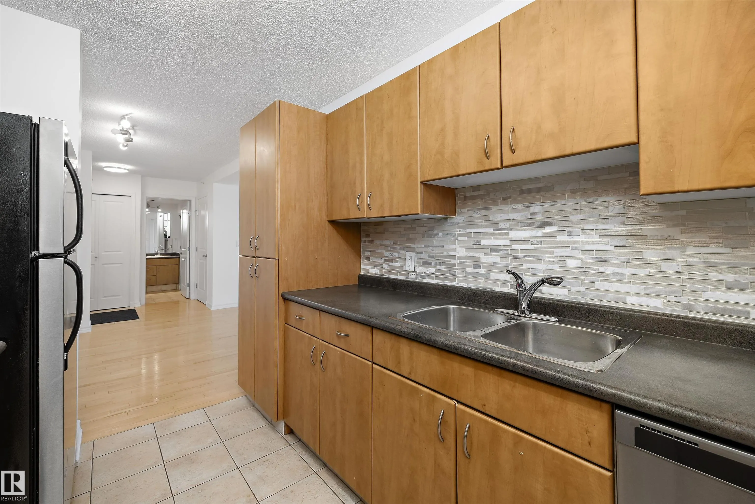 10303 105 Street