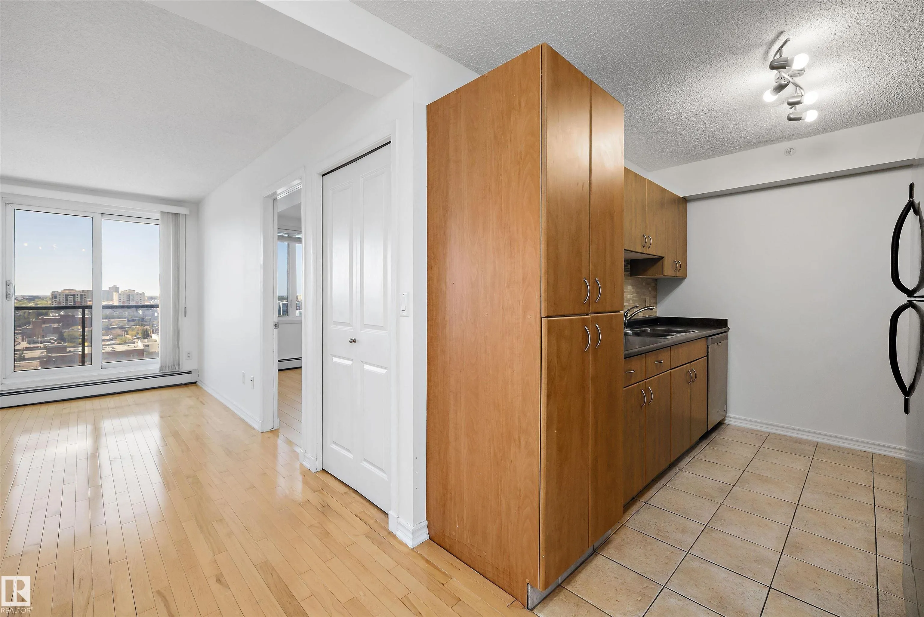 10303 105 Street