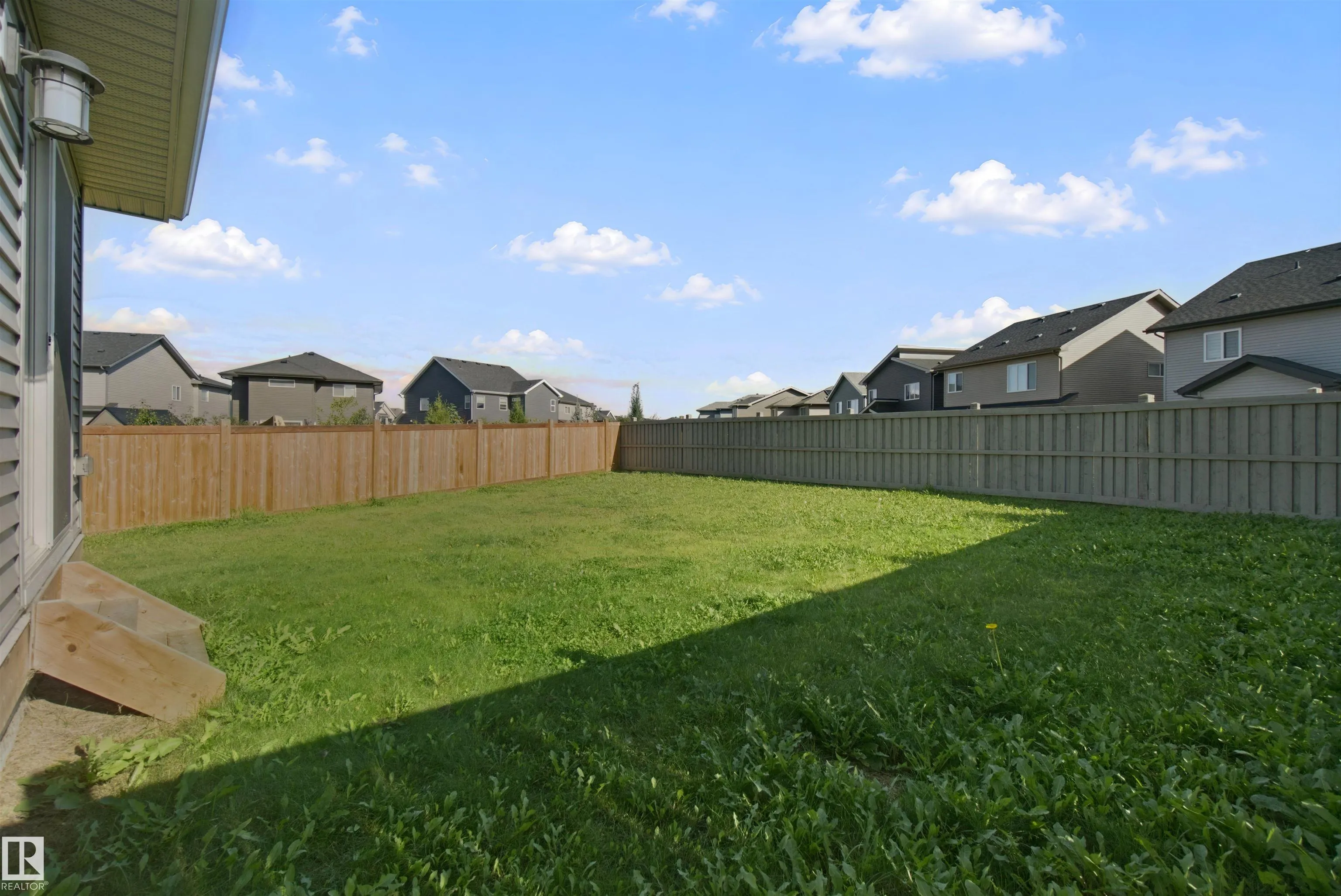 7372 CHIVERS Crescent