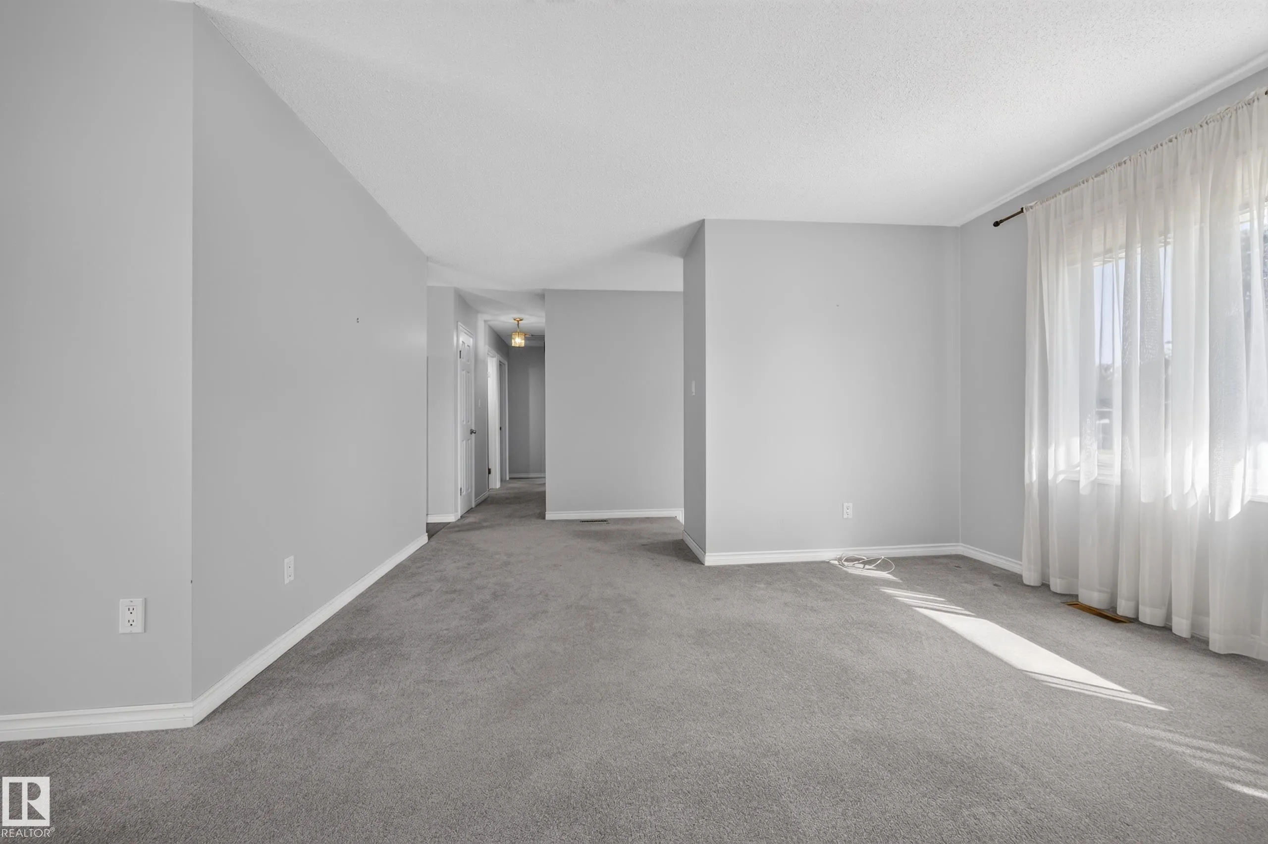 5244 52 Street