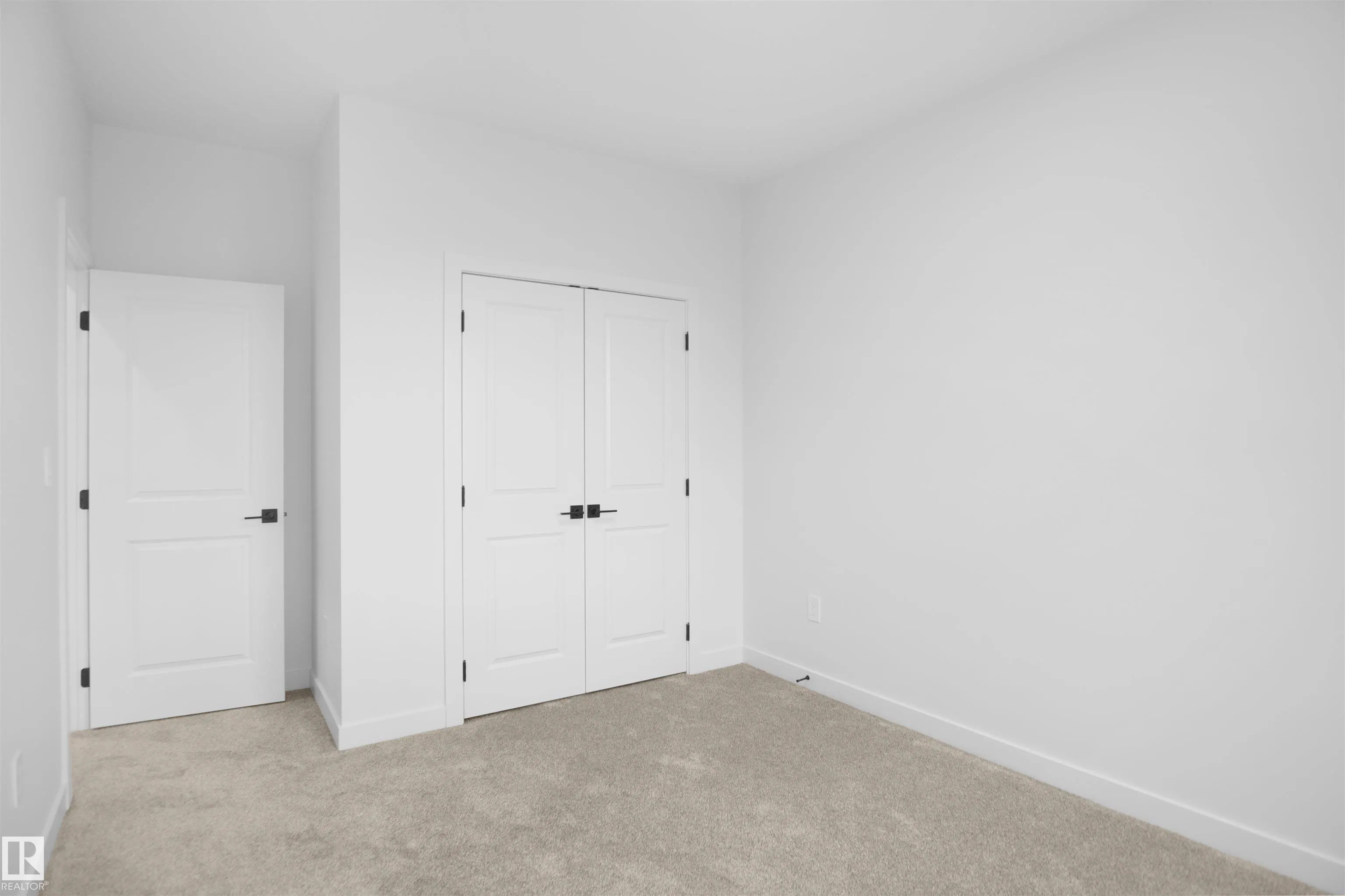 83 MEADOWGROVE Lane
