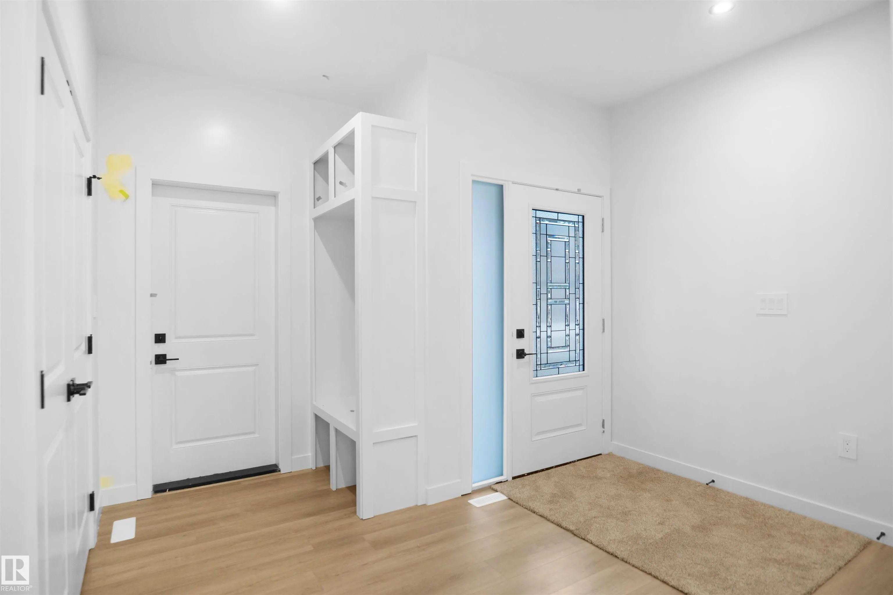 83 MEADOWGROVE Lane