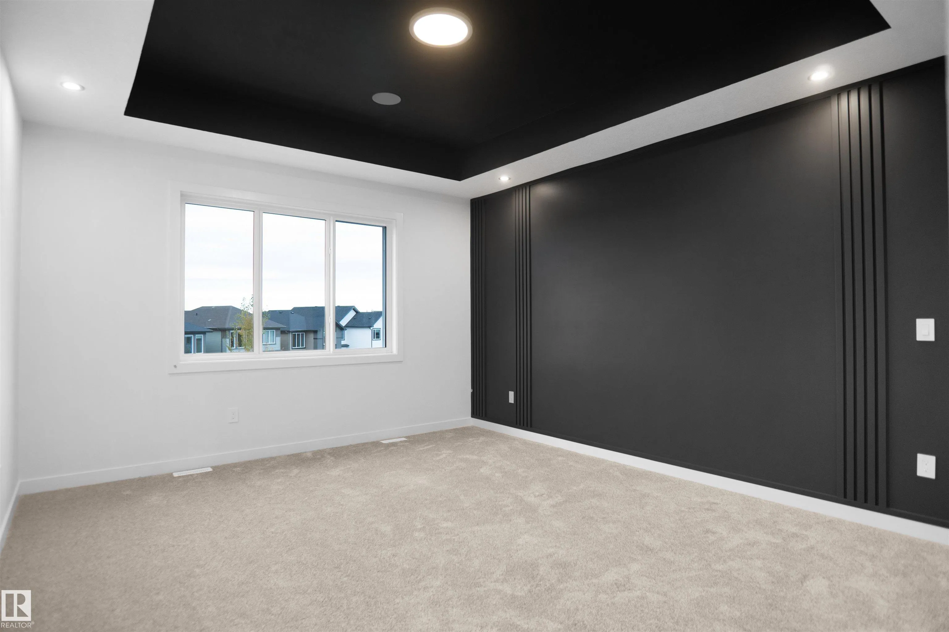 83 MEADOWGROVE Lane