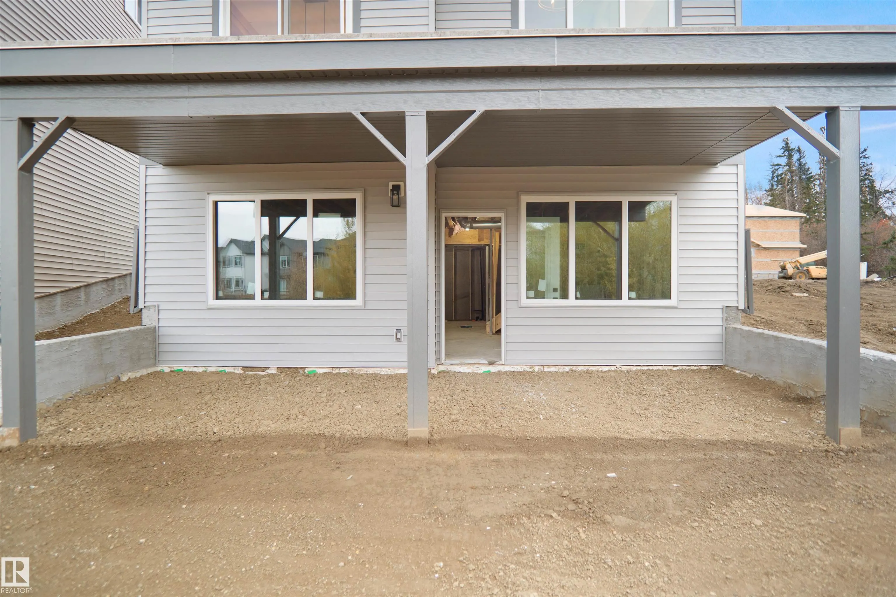 83 MEADOWGROVE Lane