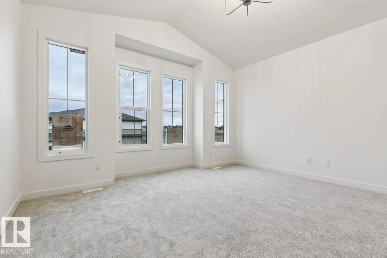 91 Rosa Crescent