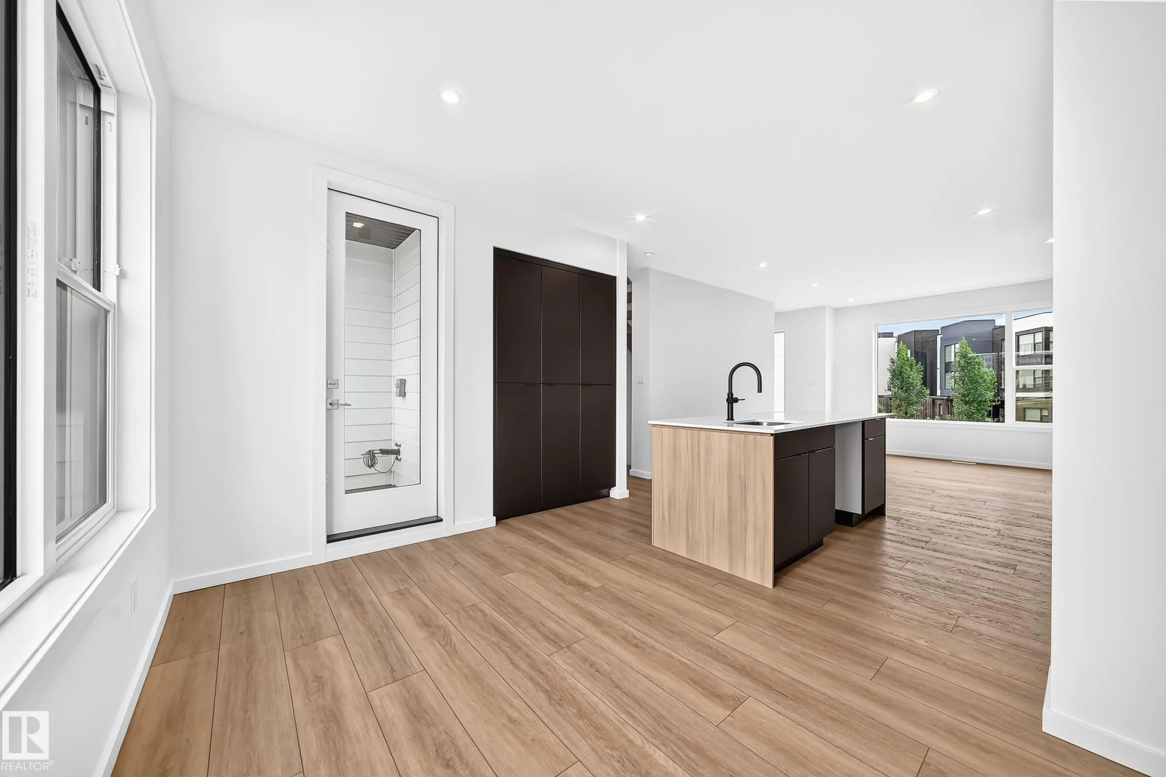 5 Rondeau Drive
