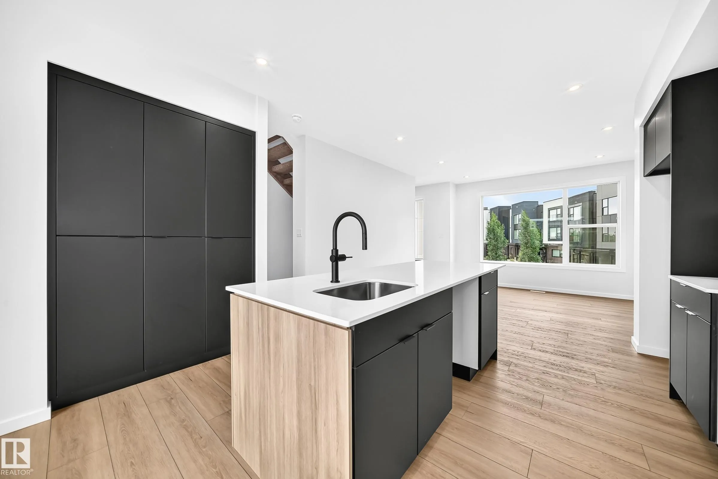 5 Rondeau Drive