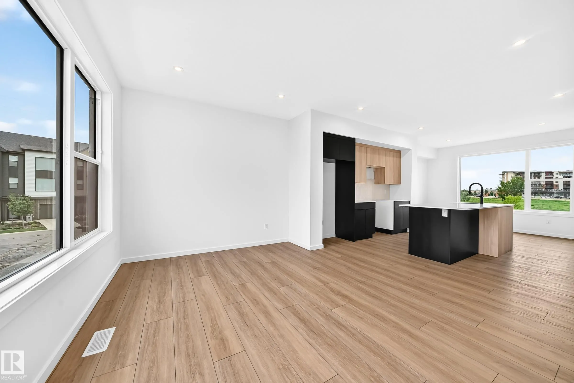 5 Rondeau Drive