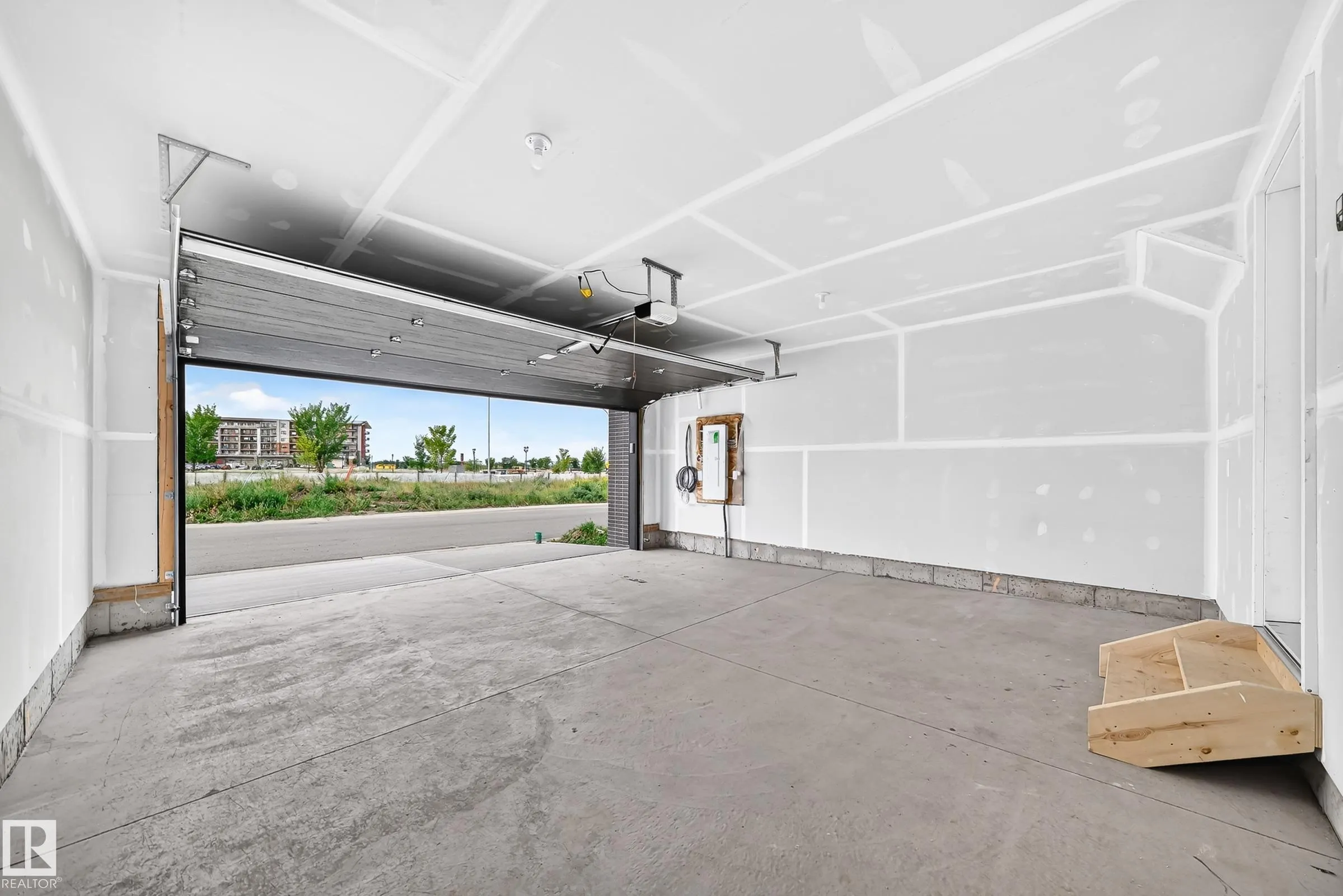 5 Rondeau Drive