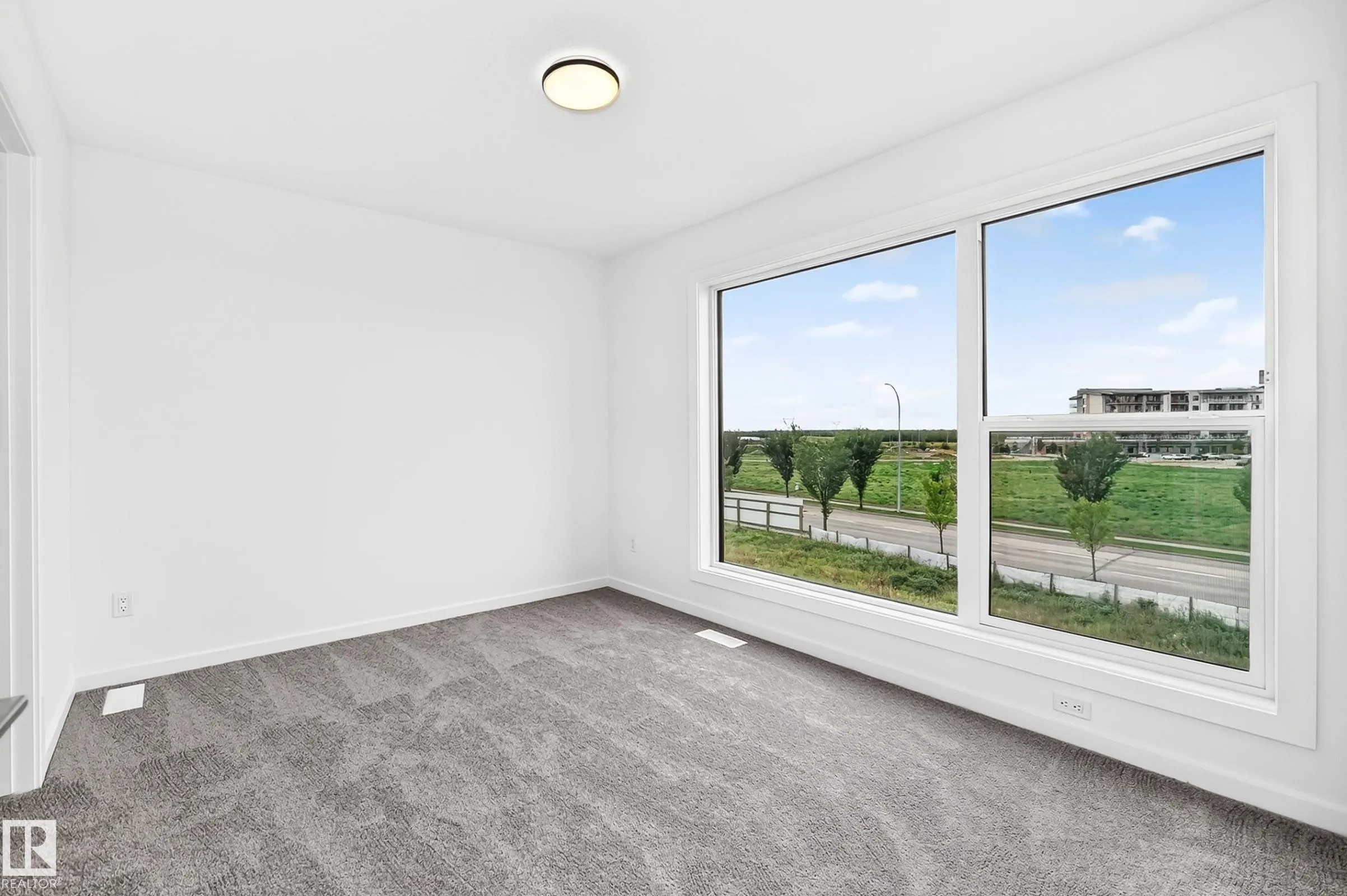 5 Rondeau Drive