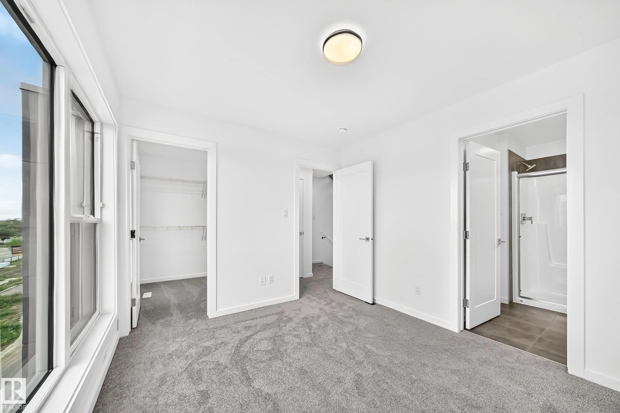 5 Rondeau Drive