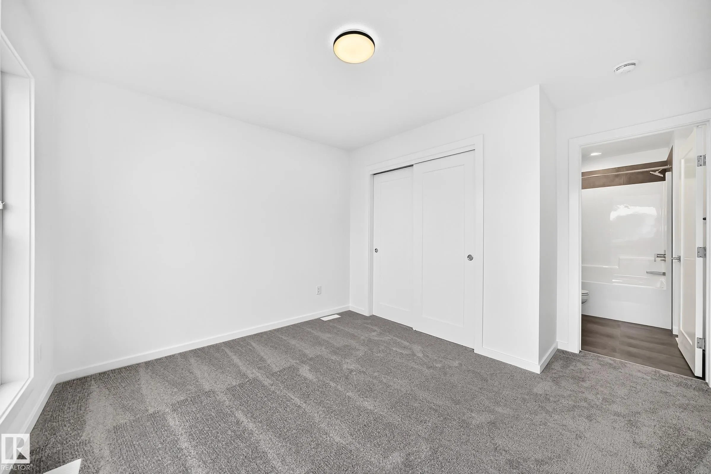 5 Rondeau Drive
