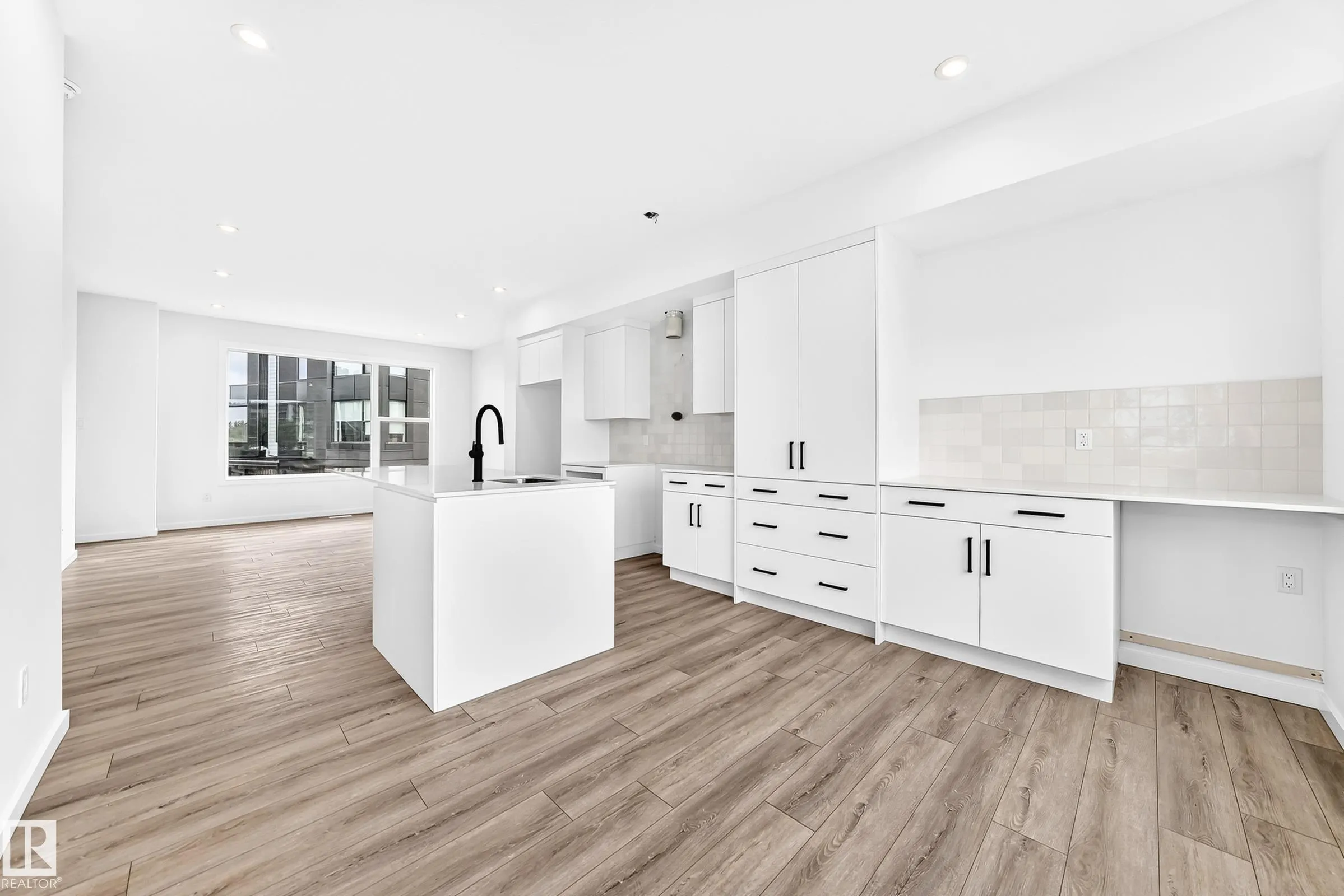 5 Rondeau Drive