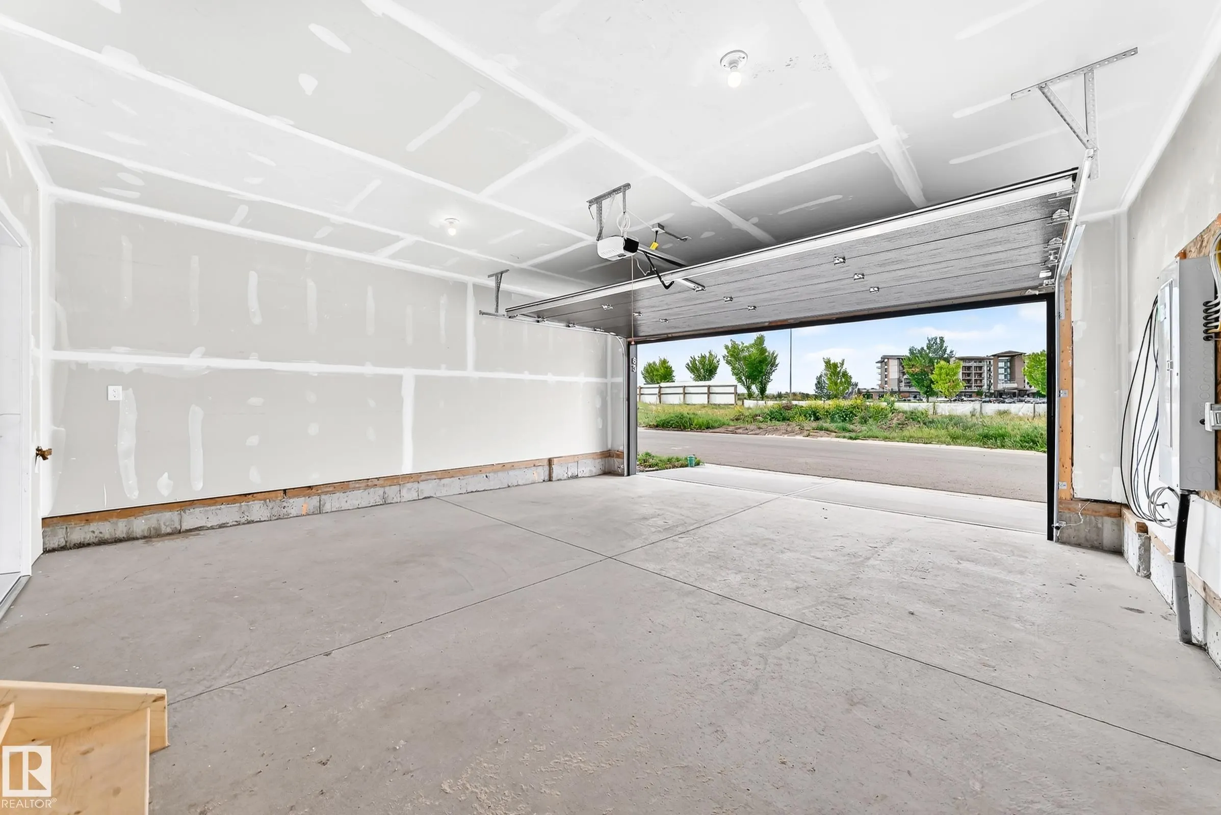 5 Rondeau Drive