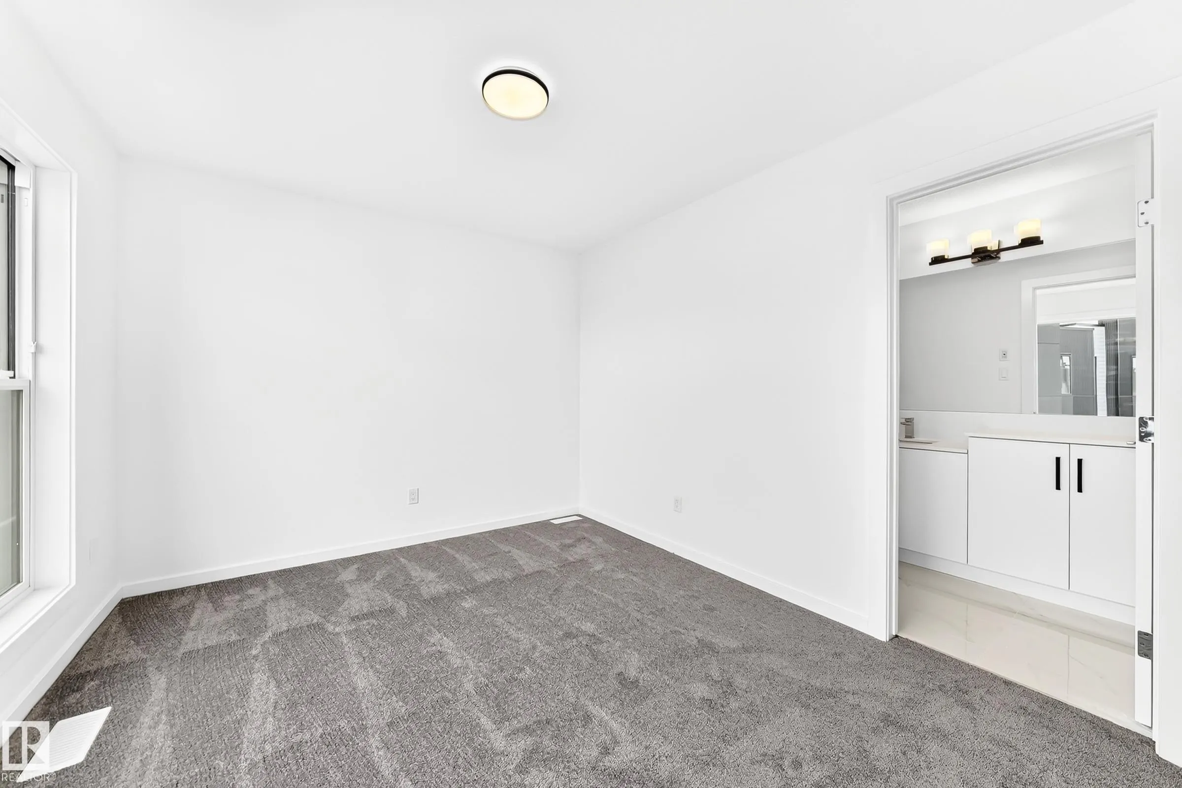 5 Rondeau Drive