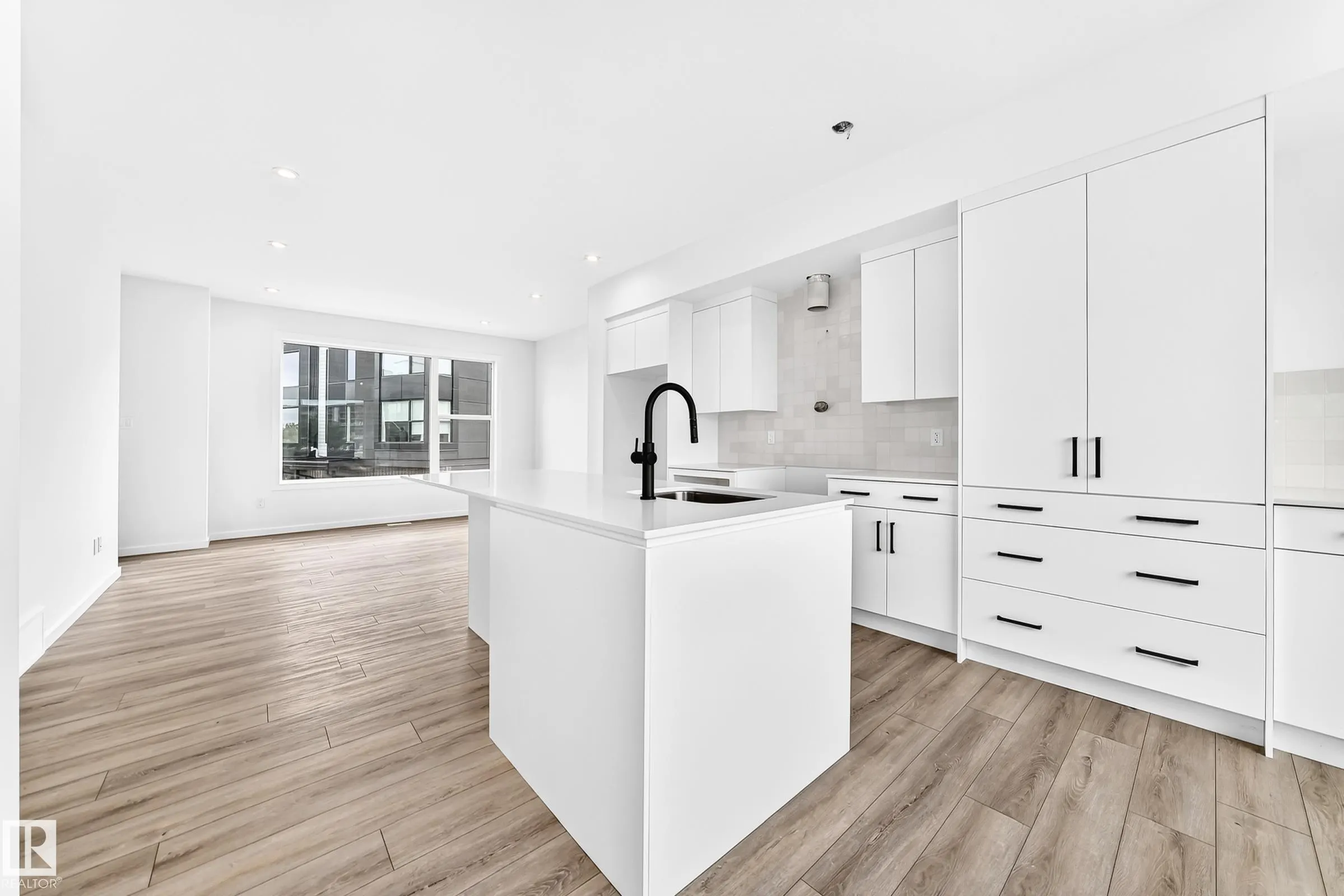 5 Rondeau Drive