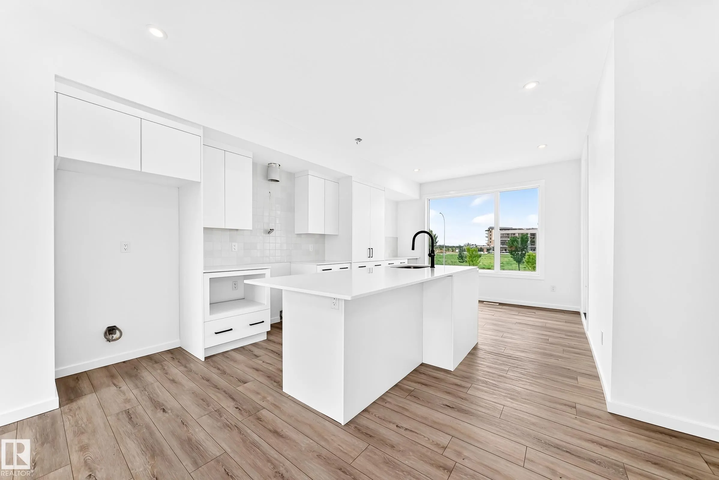 5 Rondeau Drive