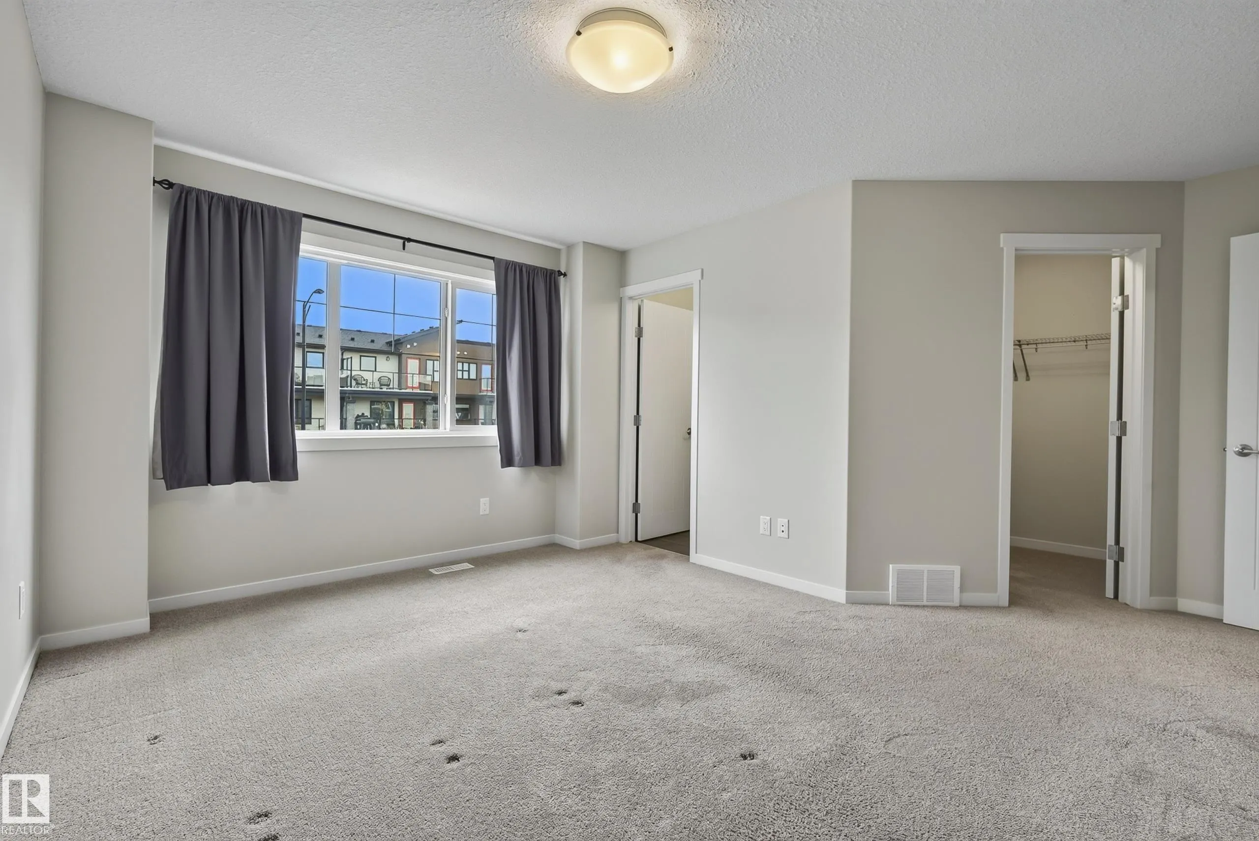 1204 163 Street