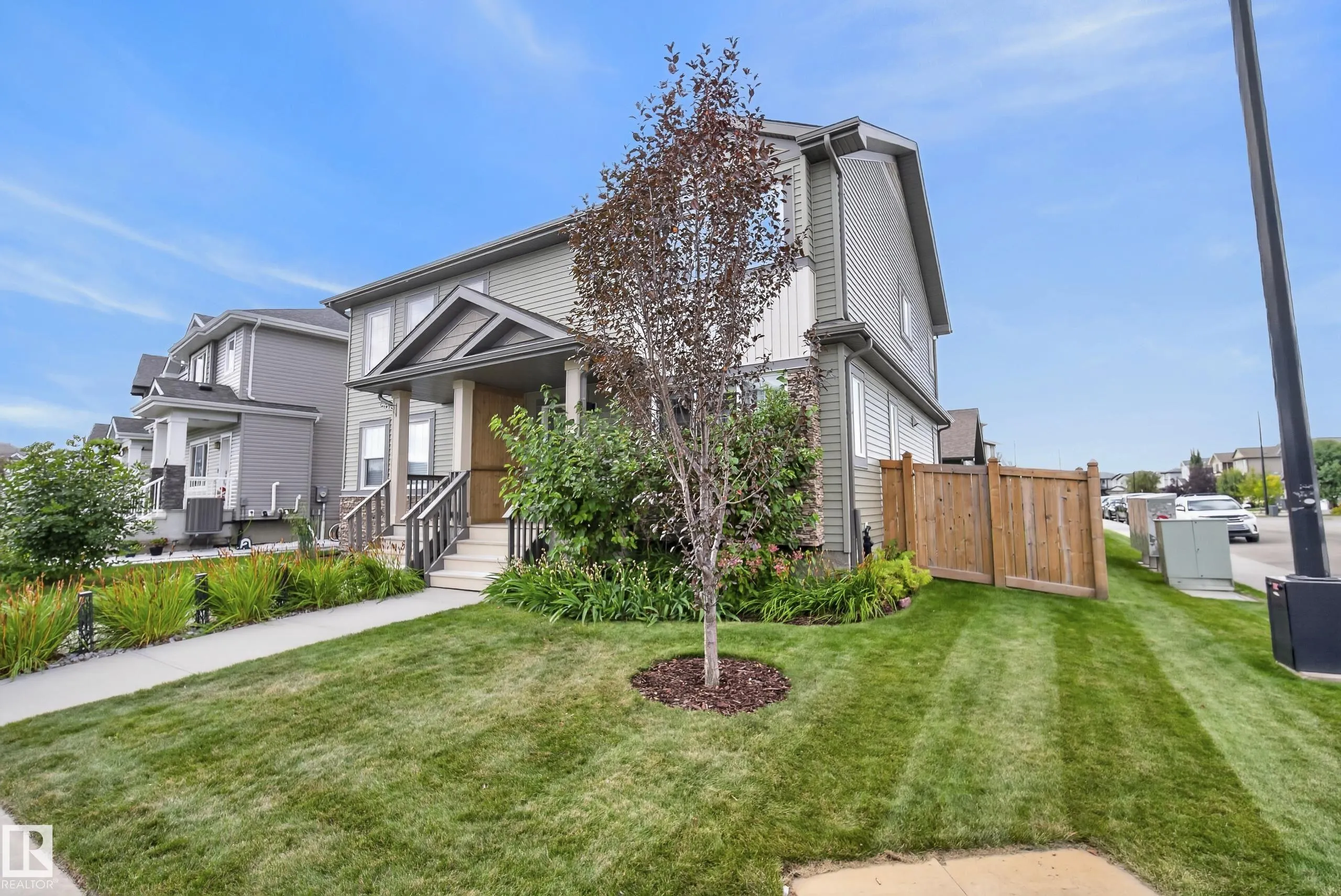 1204 163 Street