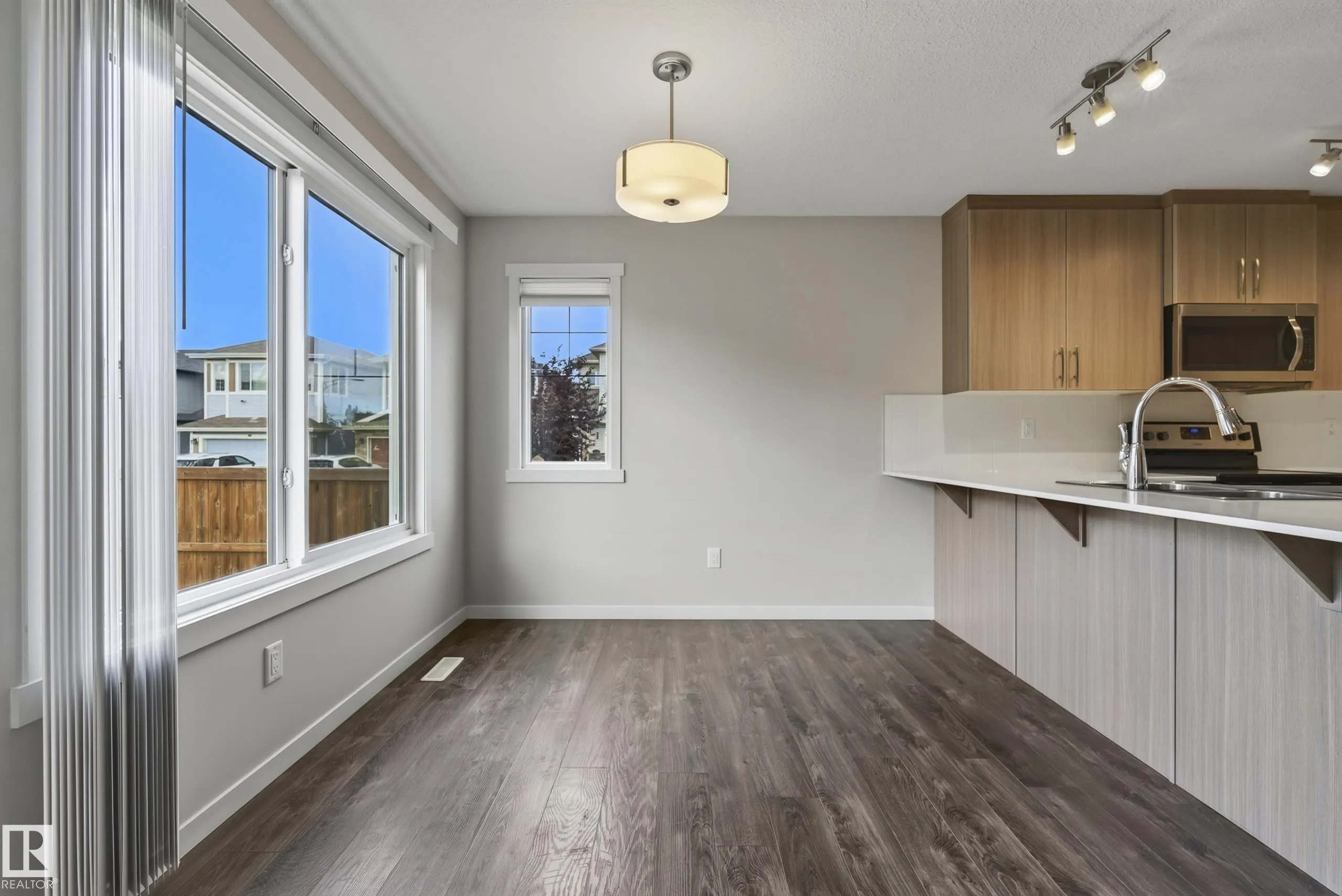 1204 163 Street