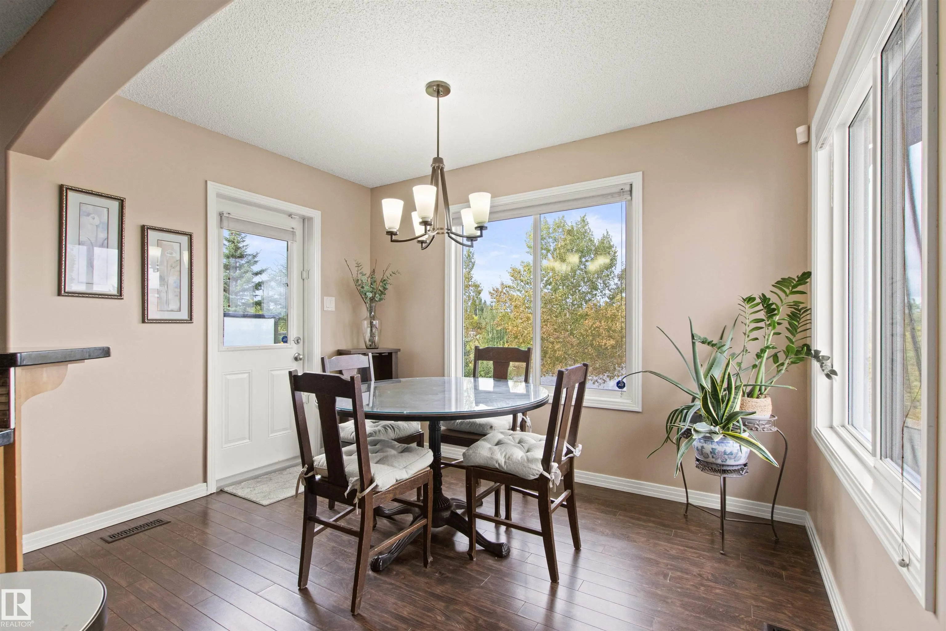 5214 205 Street
