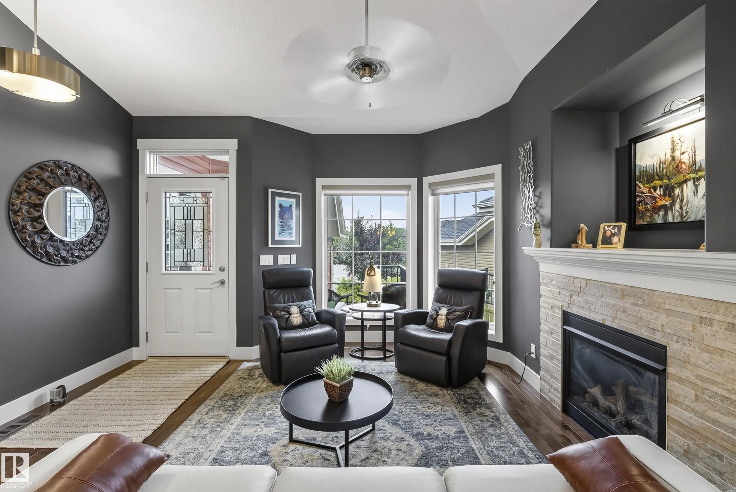 88 LACOMBE Drive