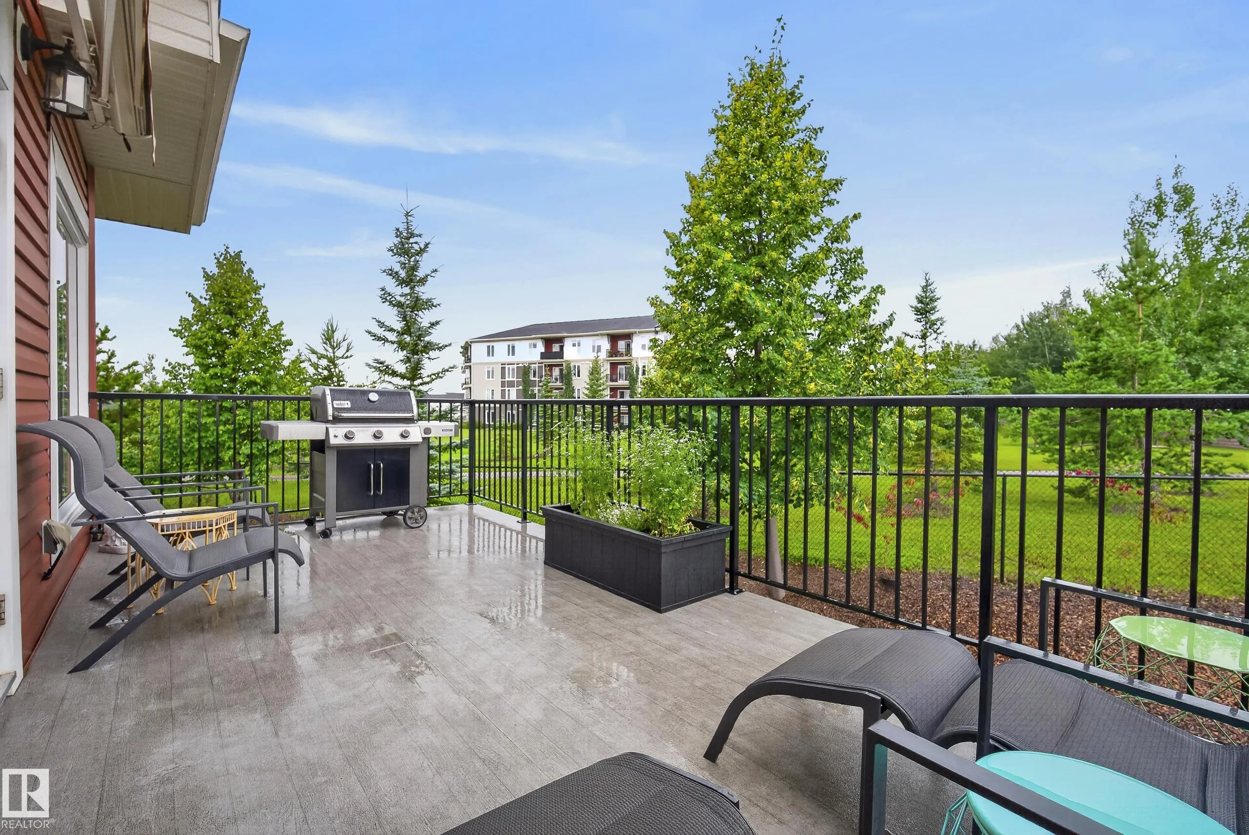 88 LACOMBE Drive