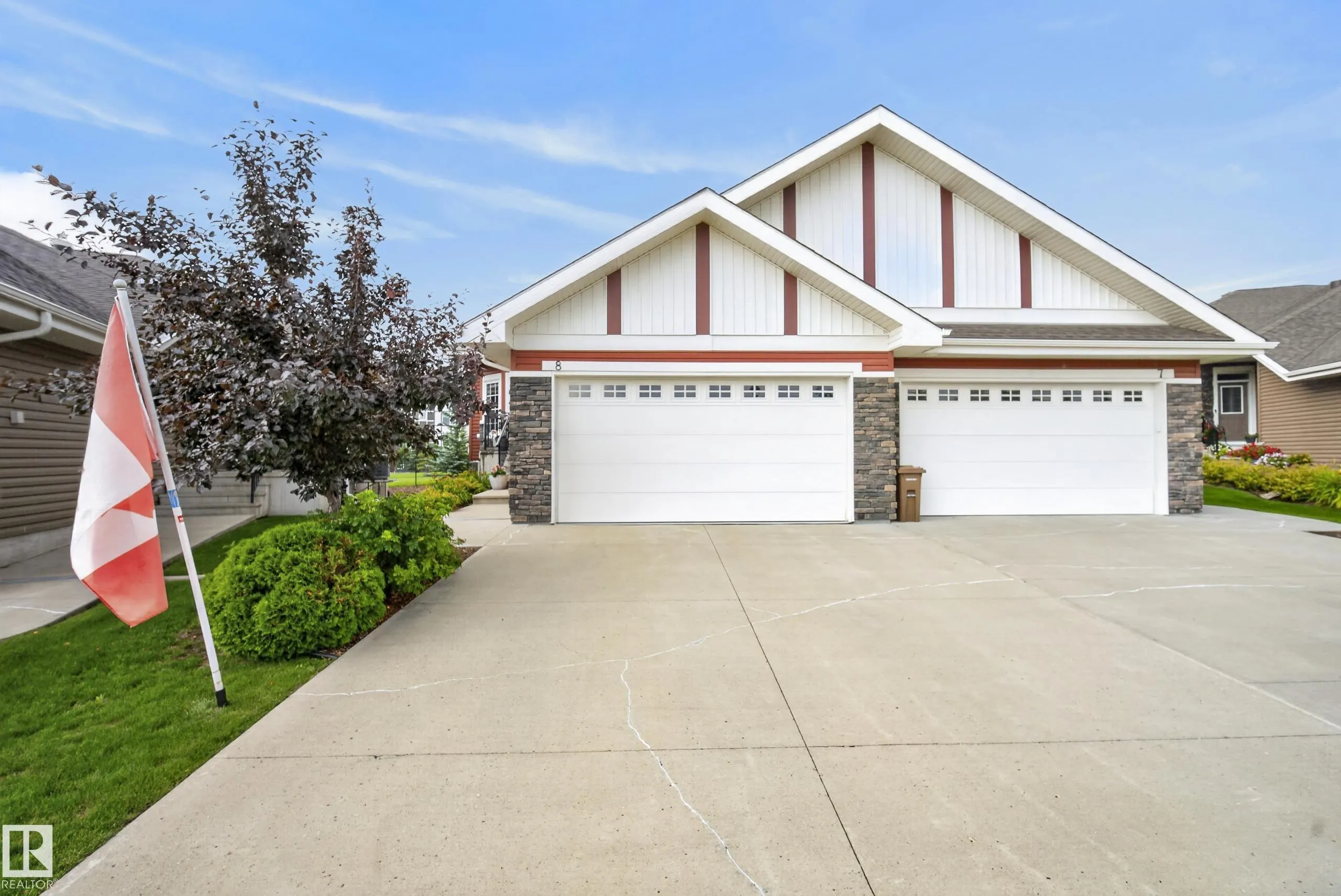 88 LACOMBE Drive