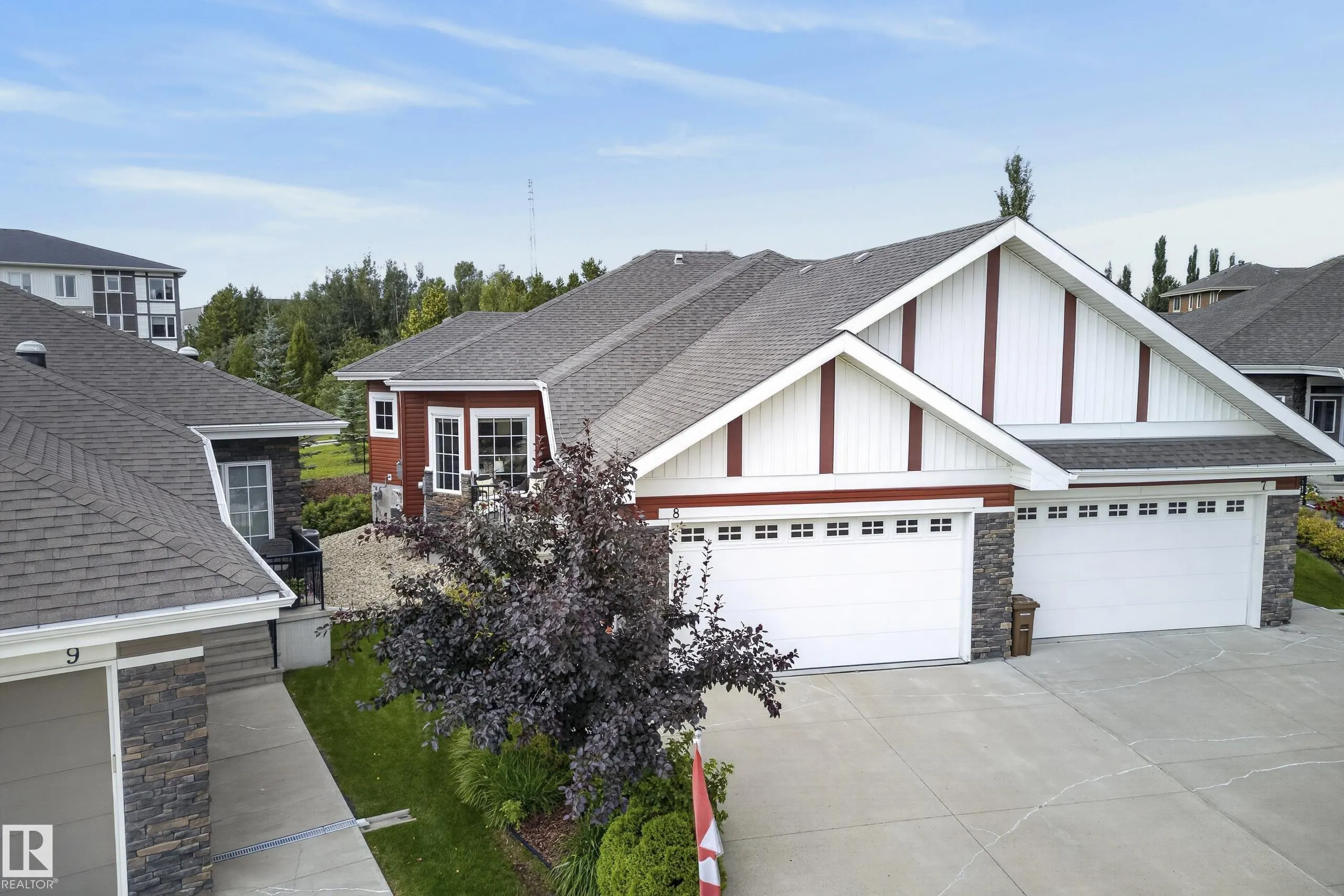 88 LACOMBE Drive