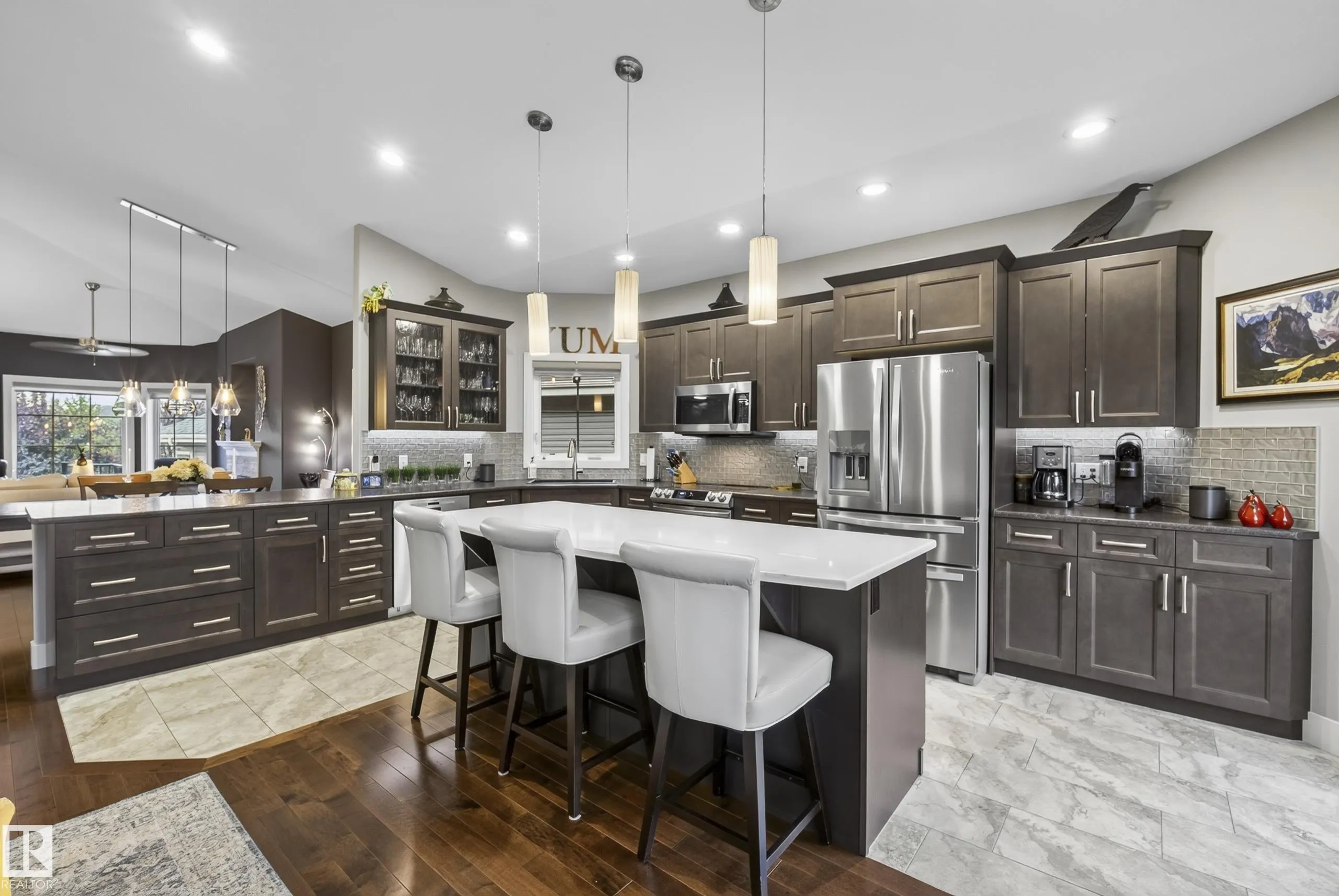 88 LACOMBE Drive