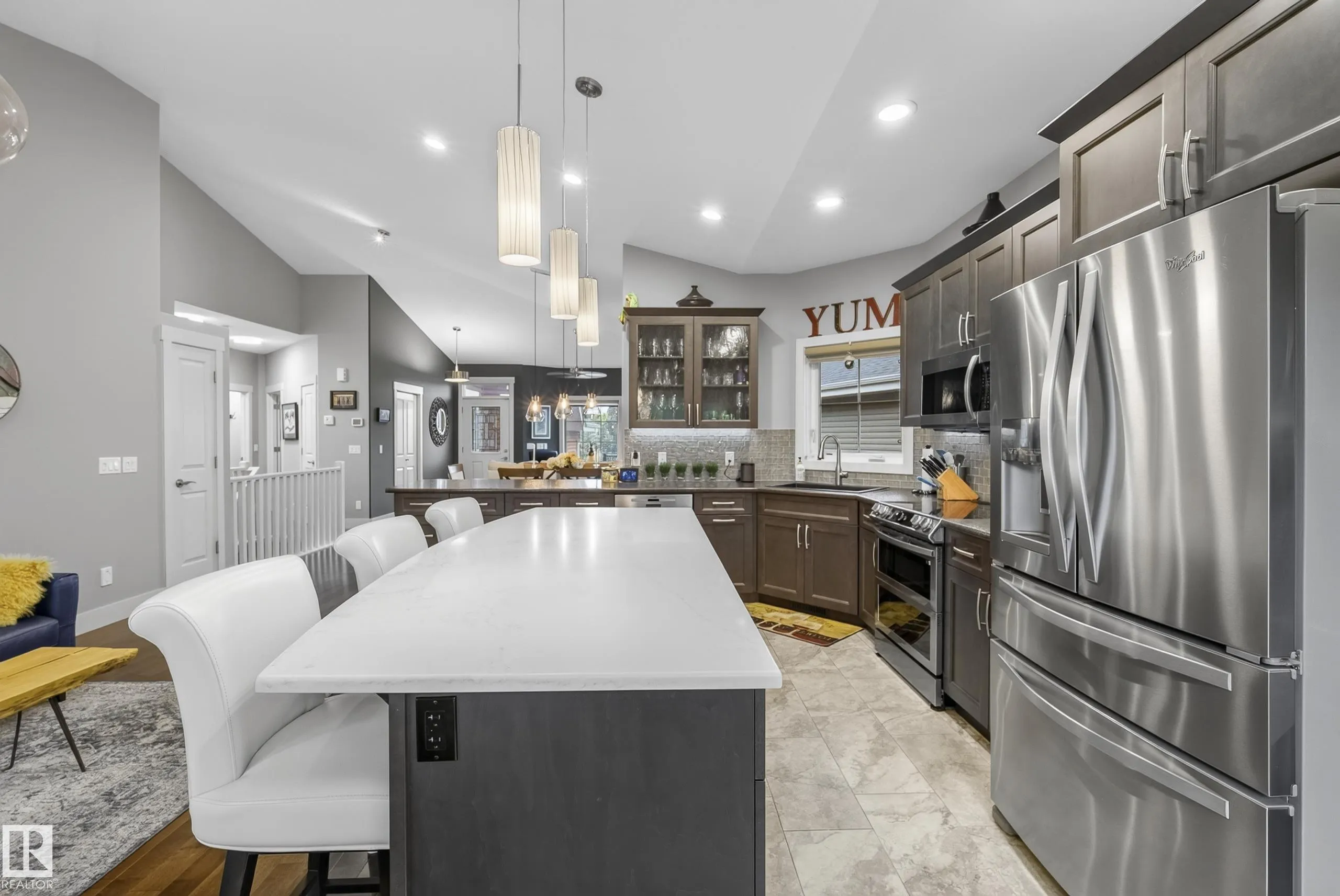 88 LACOMBE Drive