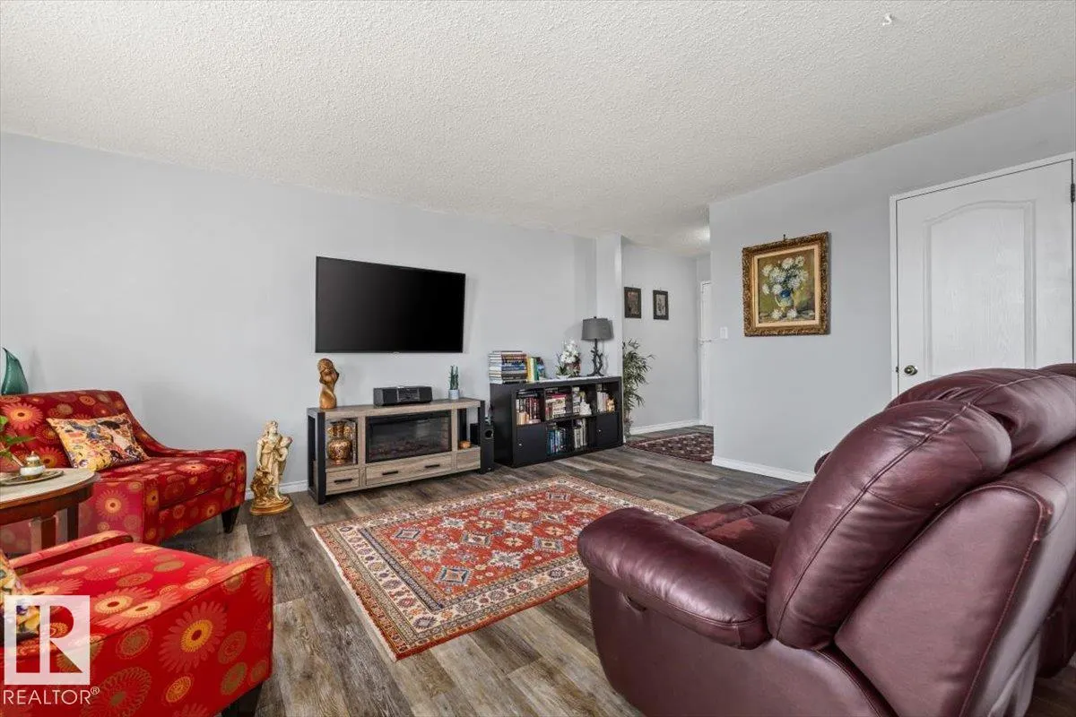 13910 STONY PLAIN Road