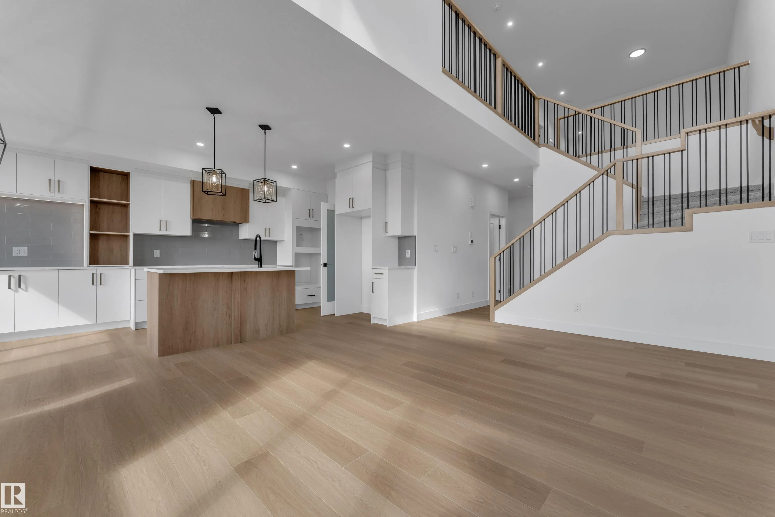 686 Bank Drive