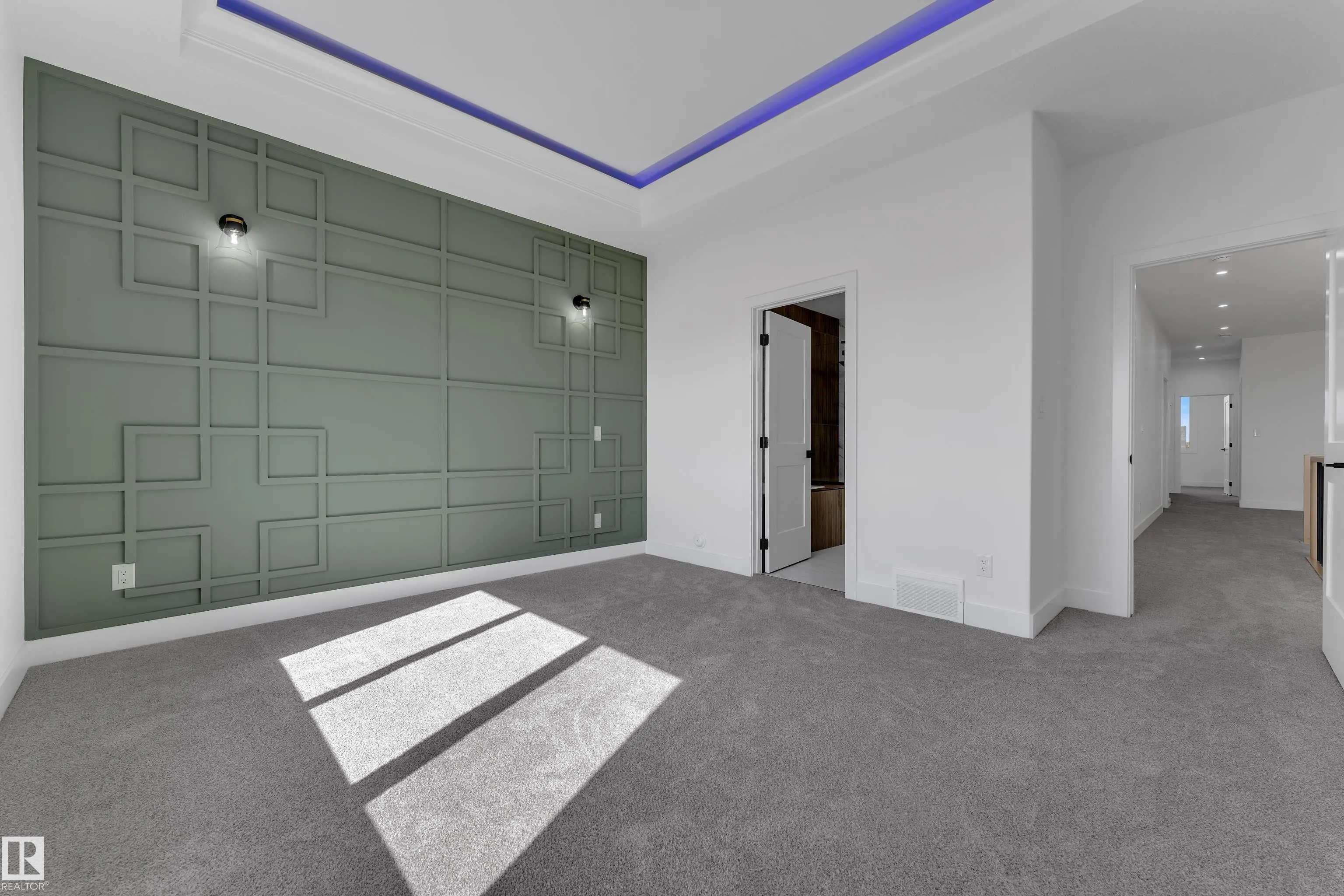 686 Bank Drive