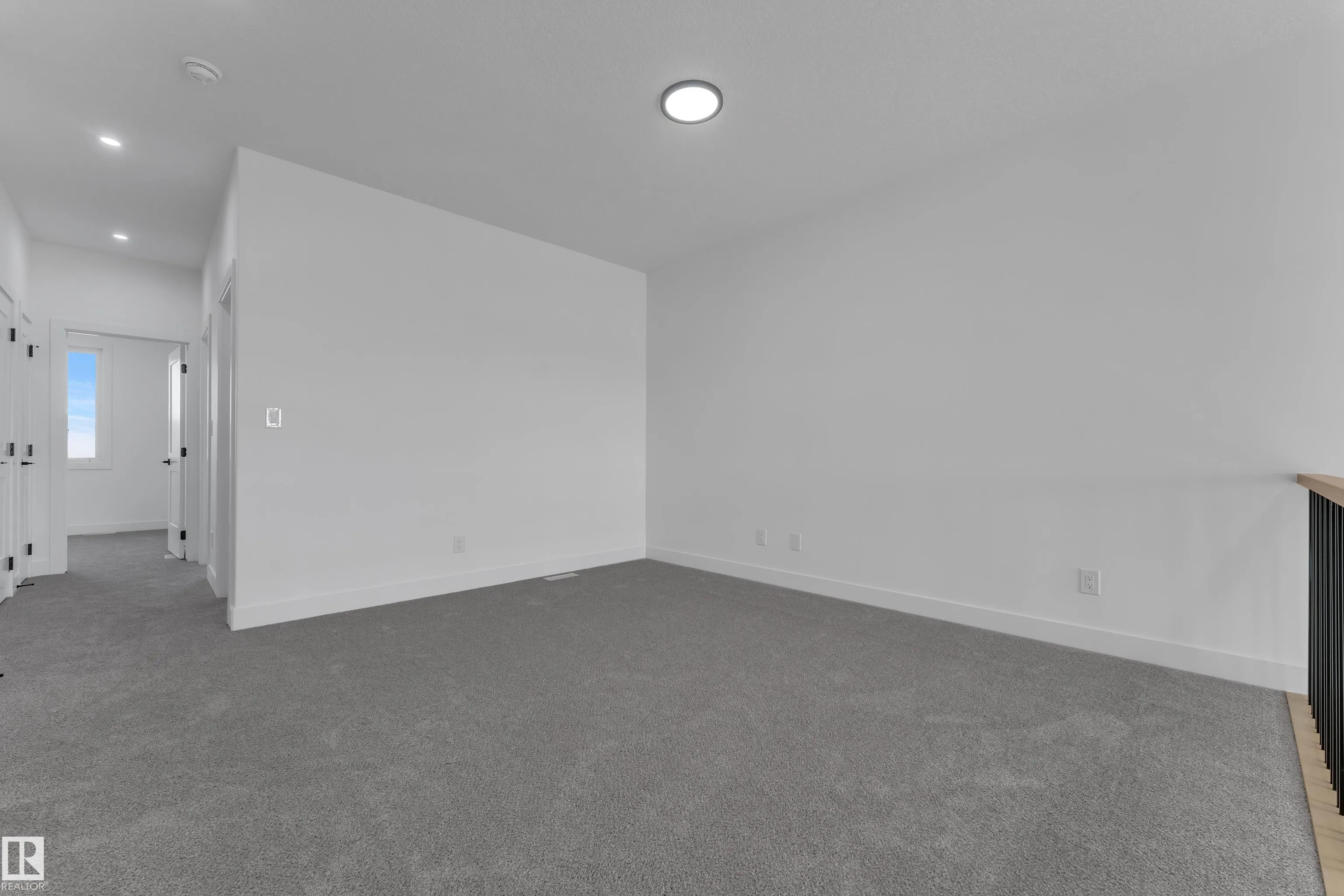 686 Bank Drive