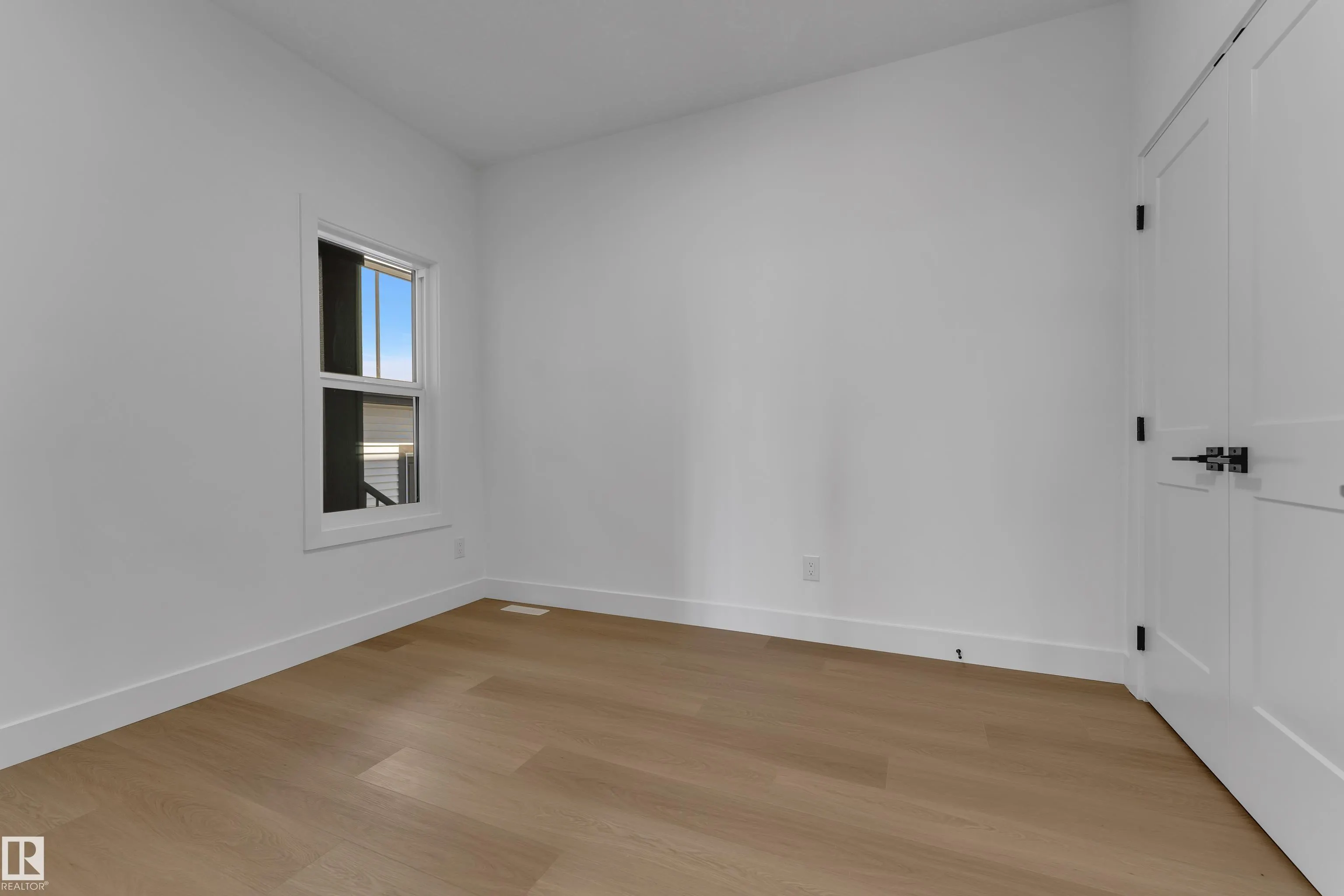 686 Bank Drive