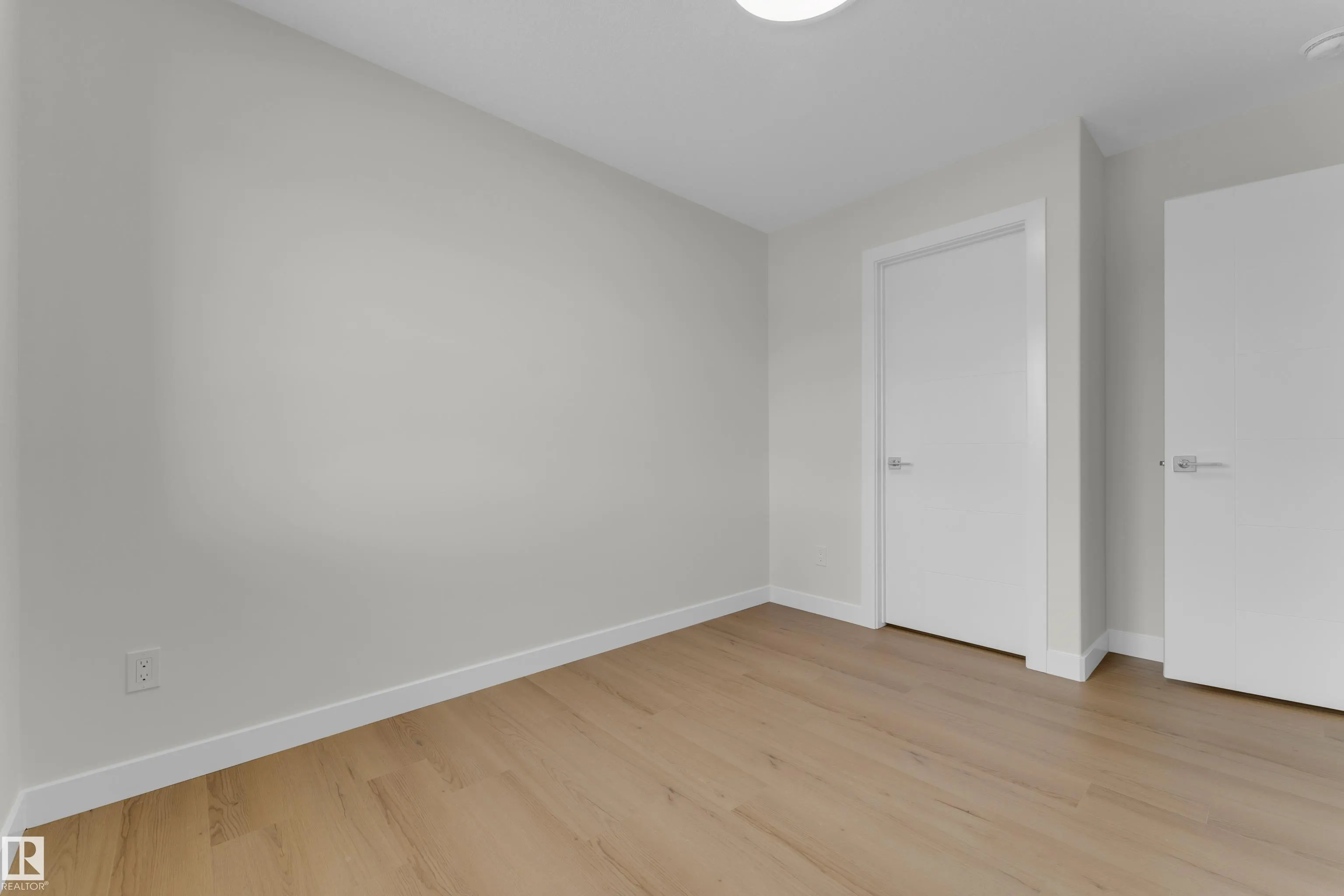 3814 39 St